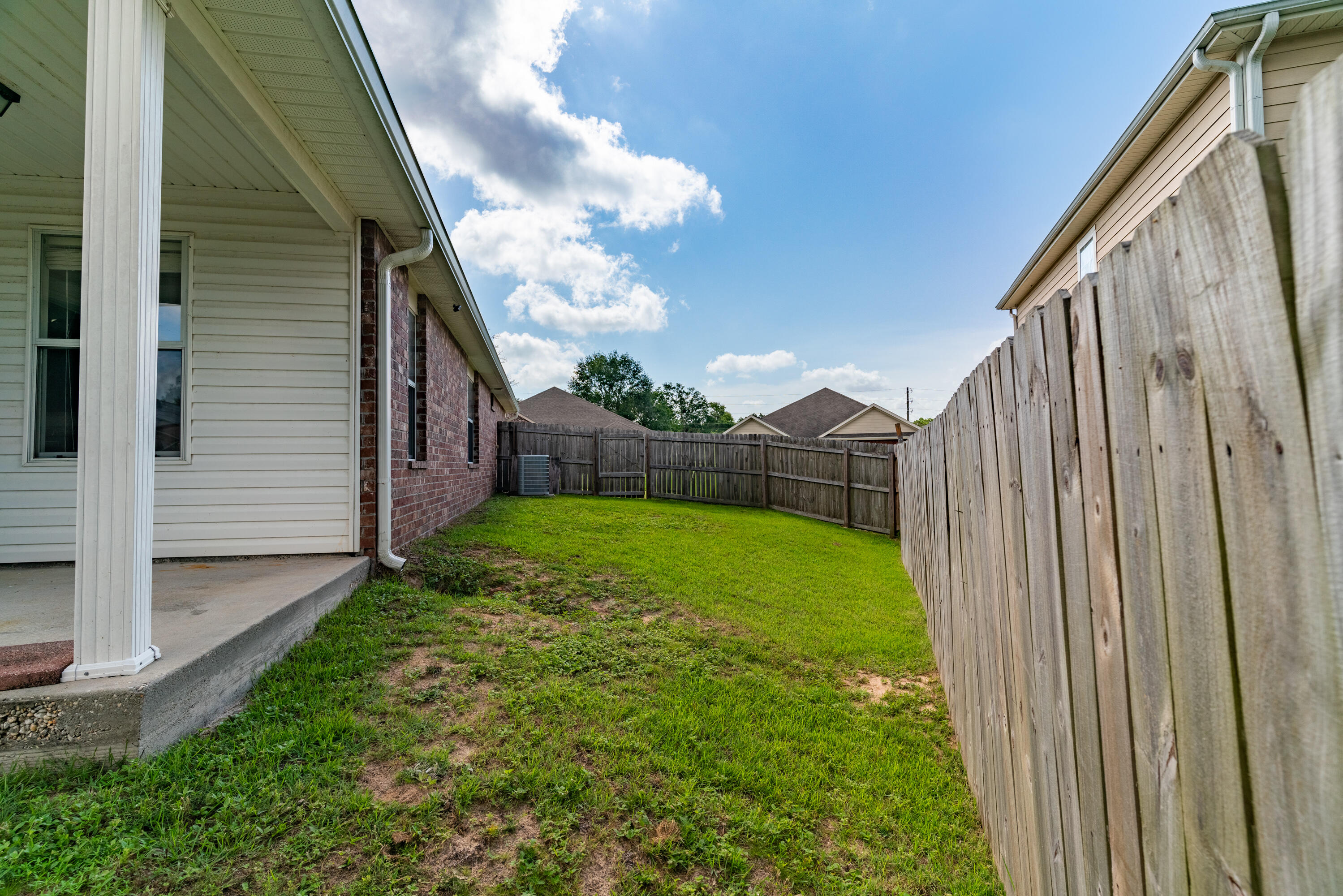 DUGGAN POND ESTATES - Residential