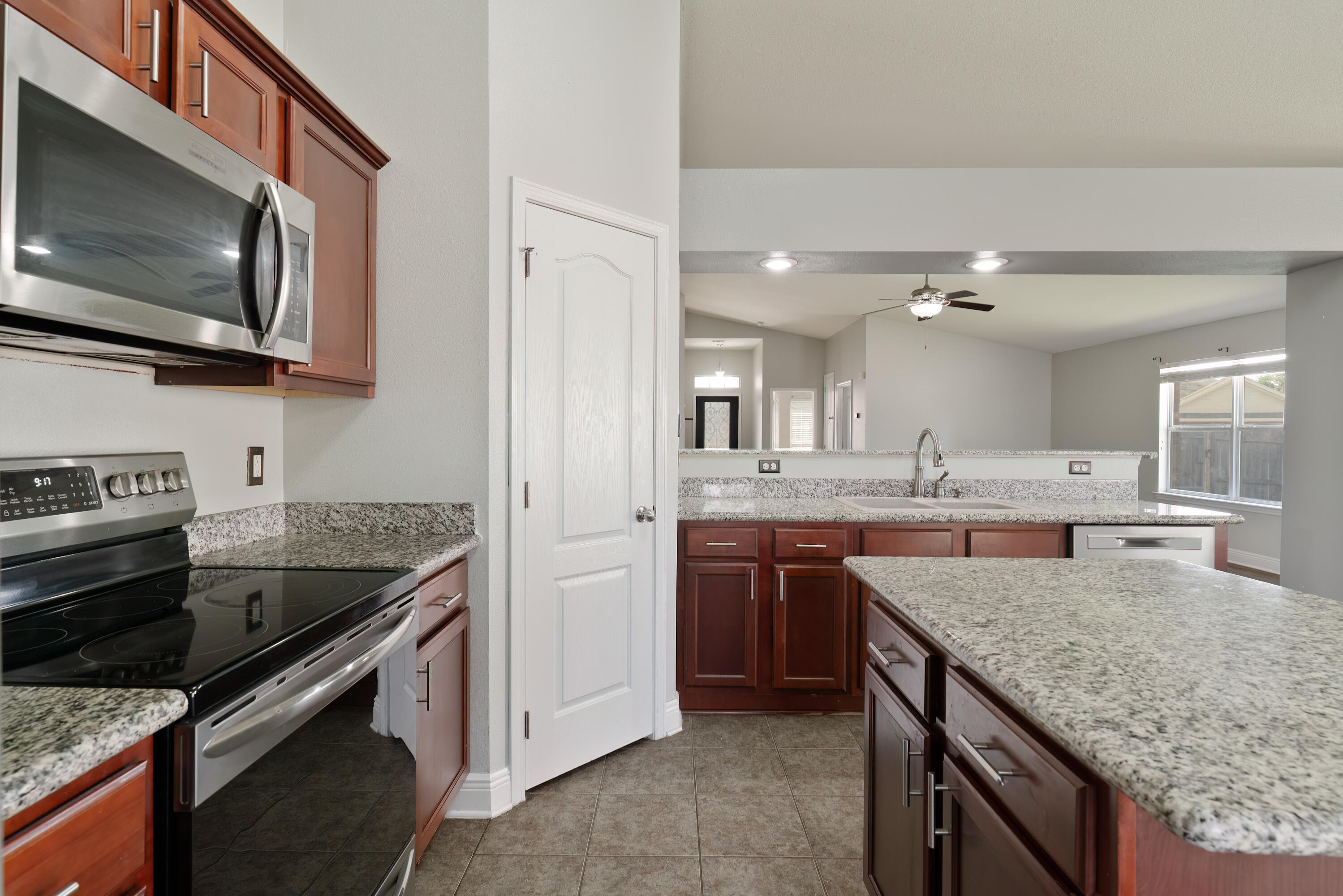 DUGGAN POND ESTATES - Residential