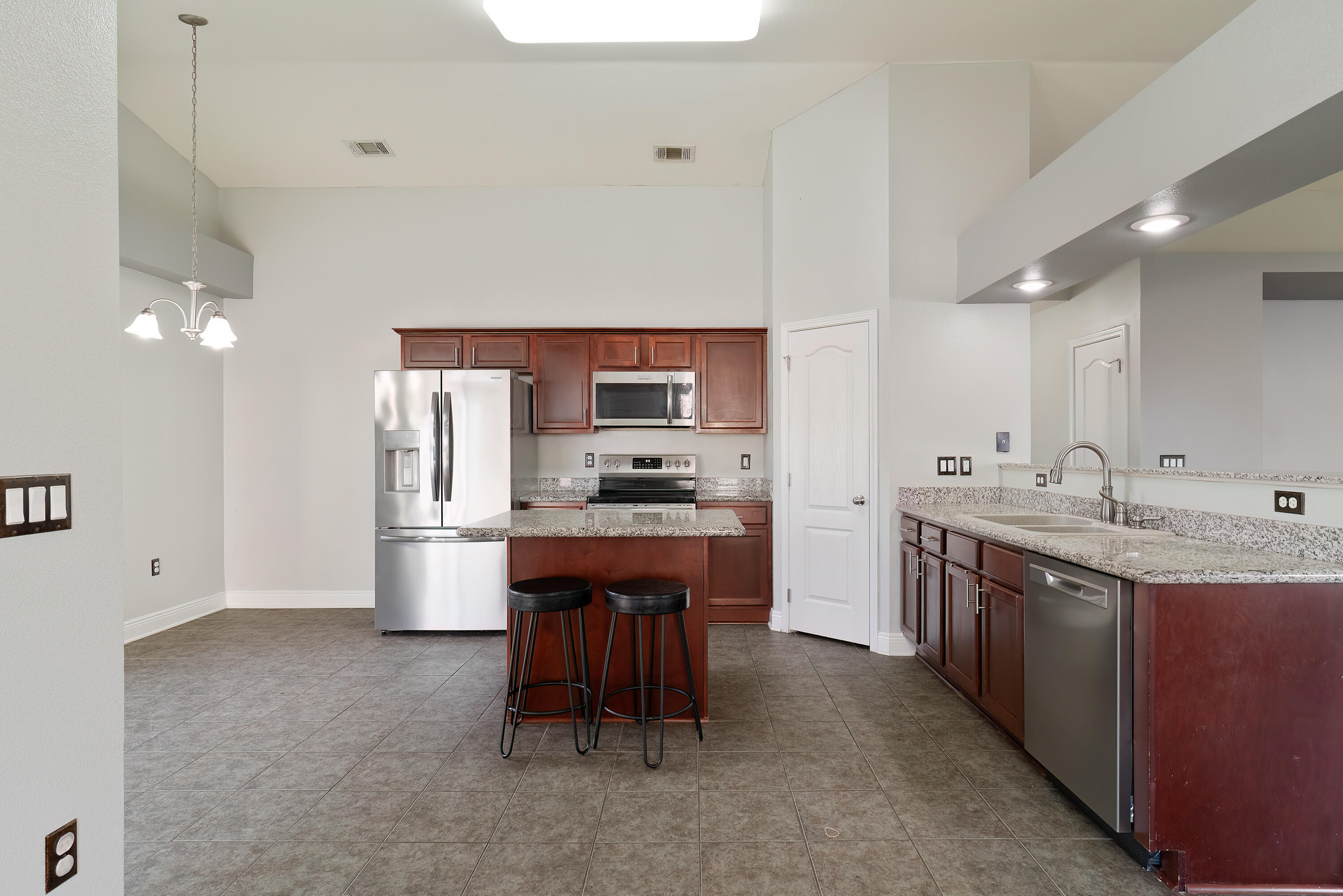 DUGGAN POND ESTATES - Residential