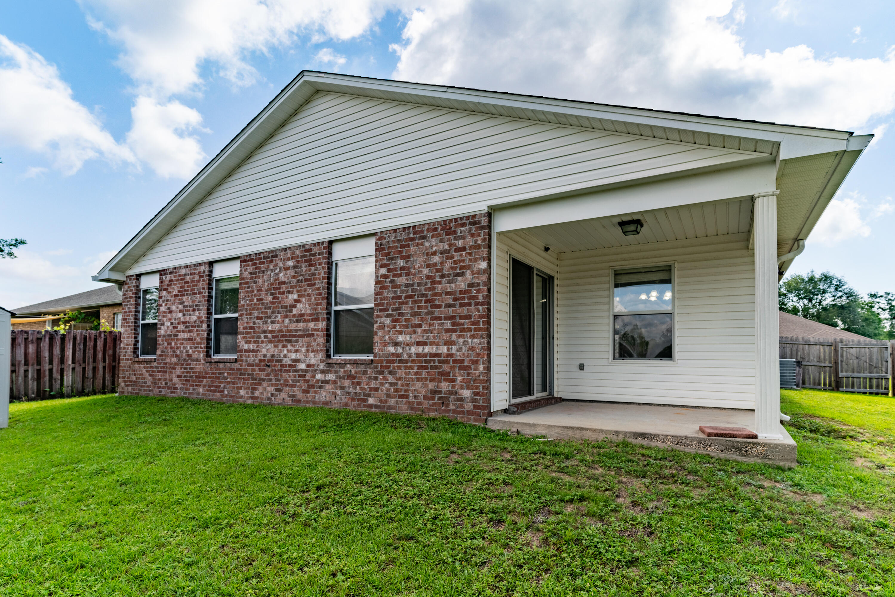 DUGGAN POND ESTATES - Residential