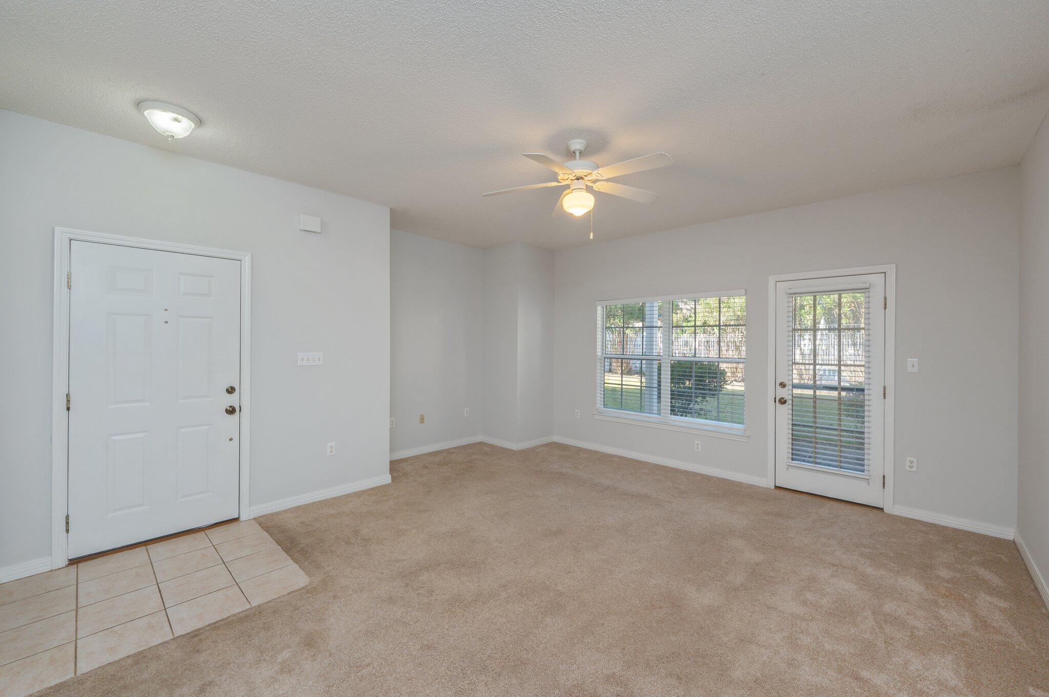 THE OAKS AT NICEVILLE - Residential Lease