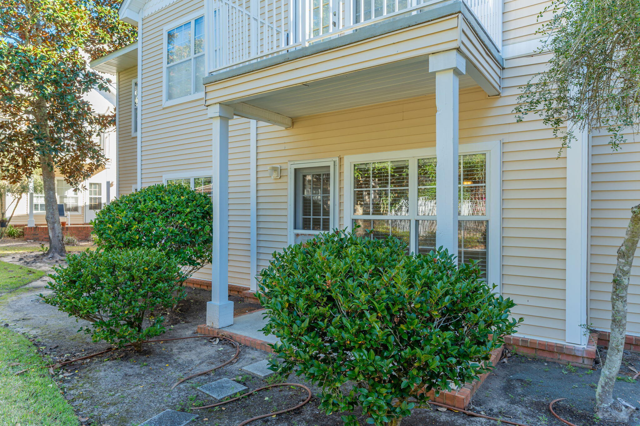 THE OAKS AT NICEVILLE - Residential Lease