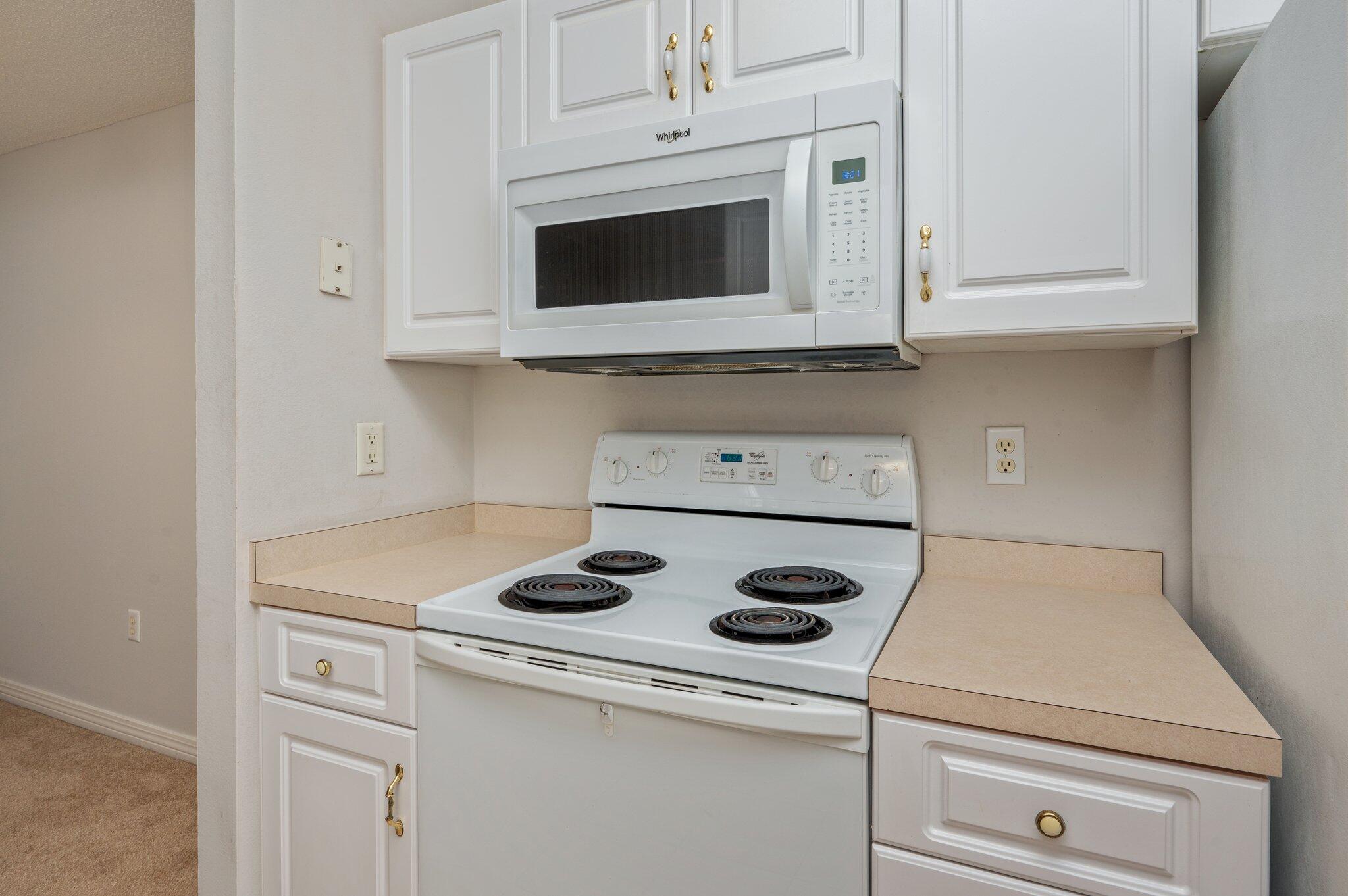 THE OAKS AT NICEVILLE - Residential Lease