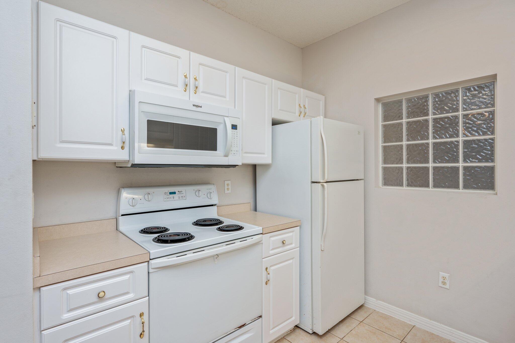 THE OAKS AT NICEVILLE - Residential Lease