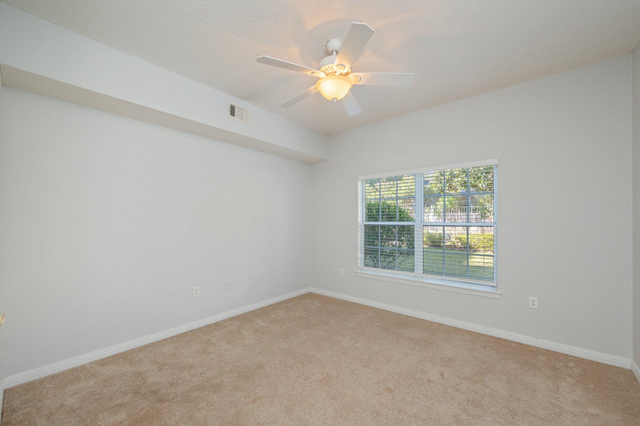 THE OAKS AT NICEVILLE - Residential Lease