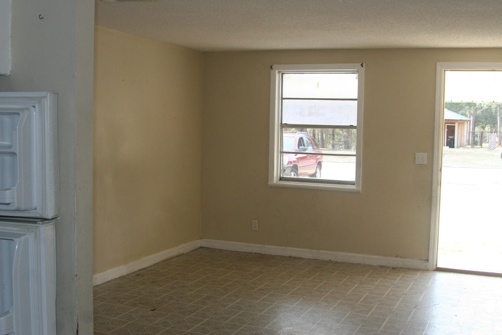 VALPARAISO PLAT 15 - Residential Lease