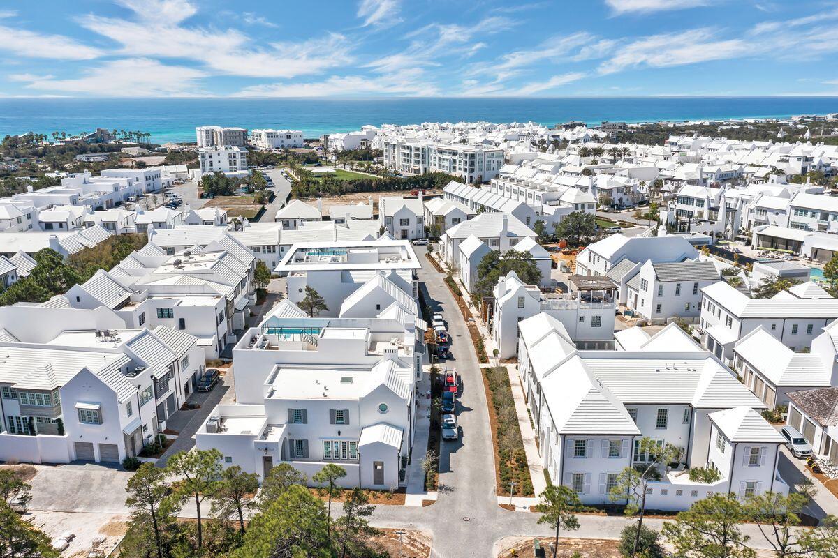 ALYS BEACH - Residential