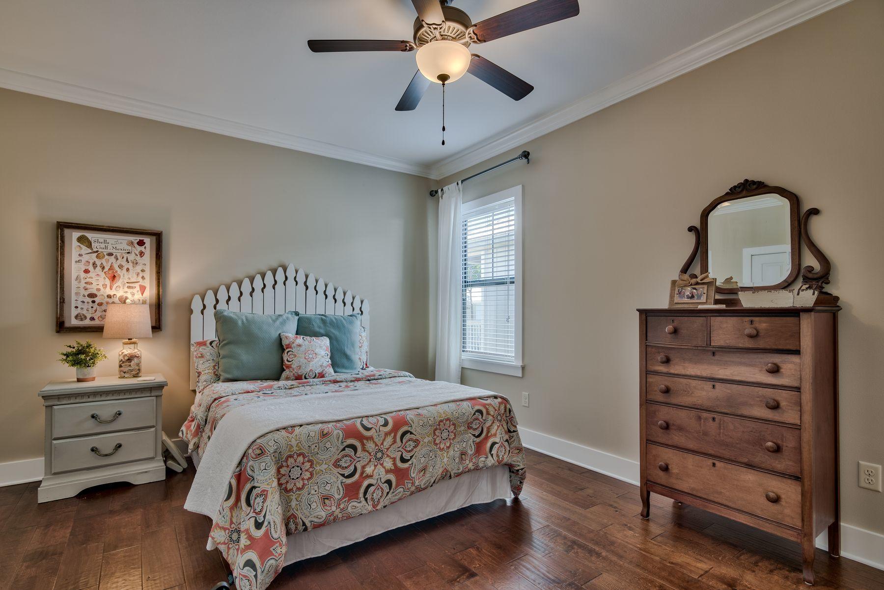 GULF REFLECTIONS - Residential