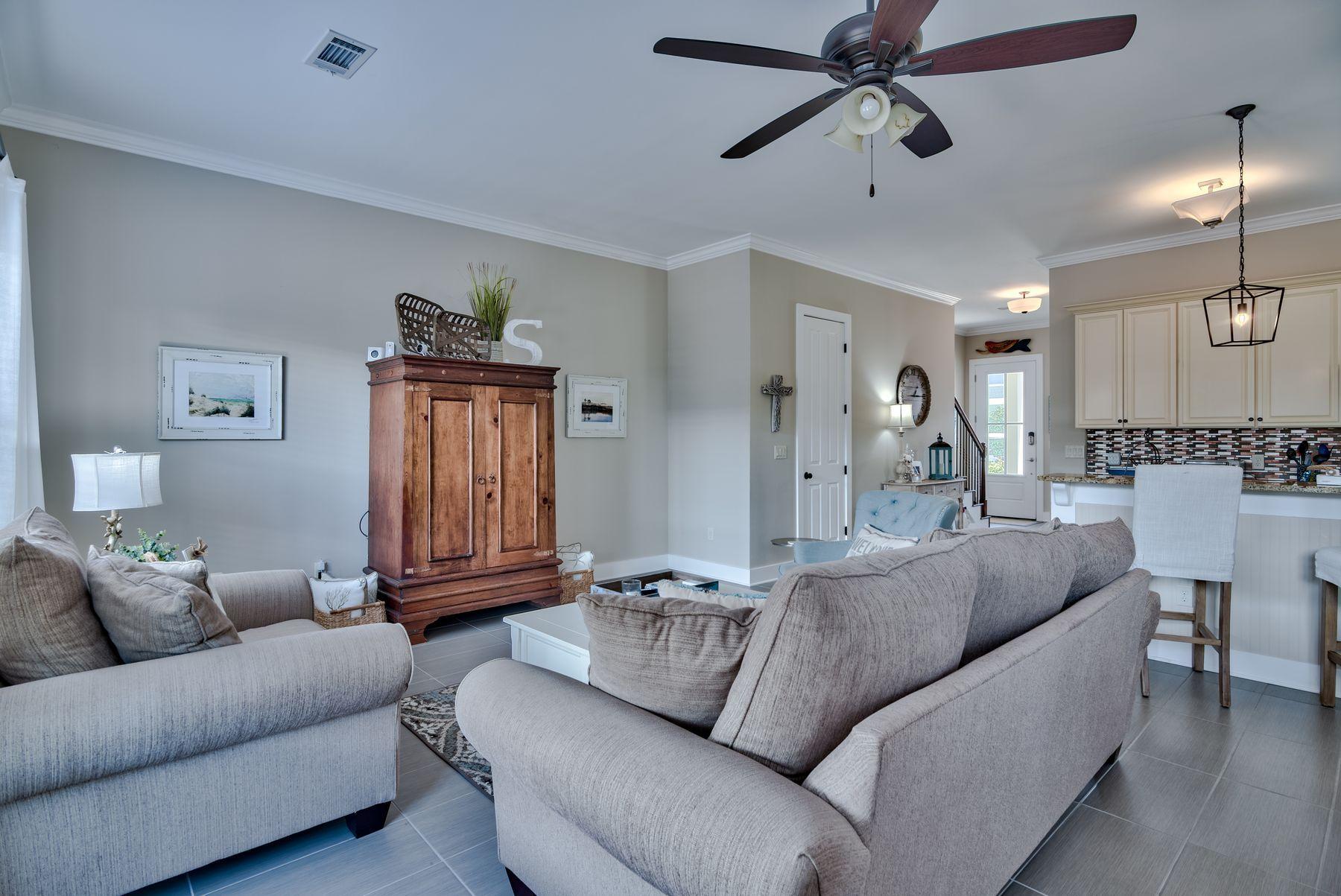 GULF REFLECTIONS - Residential