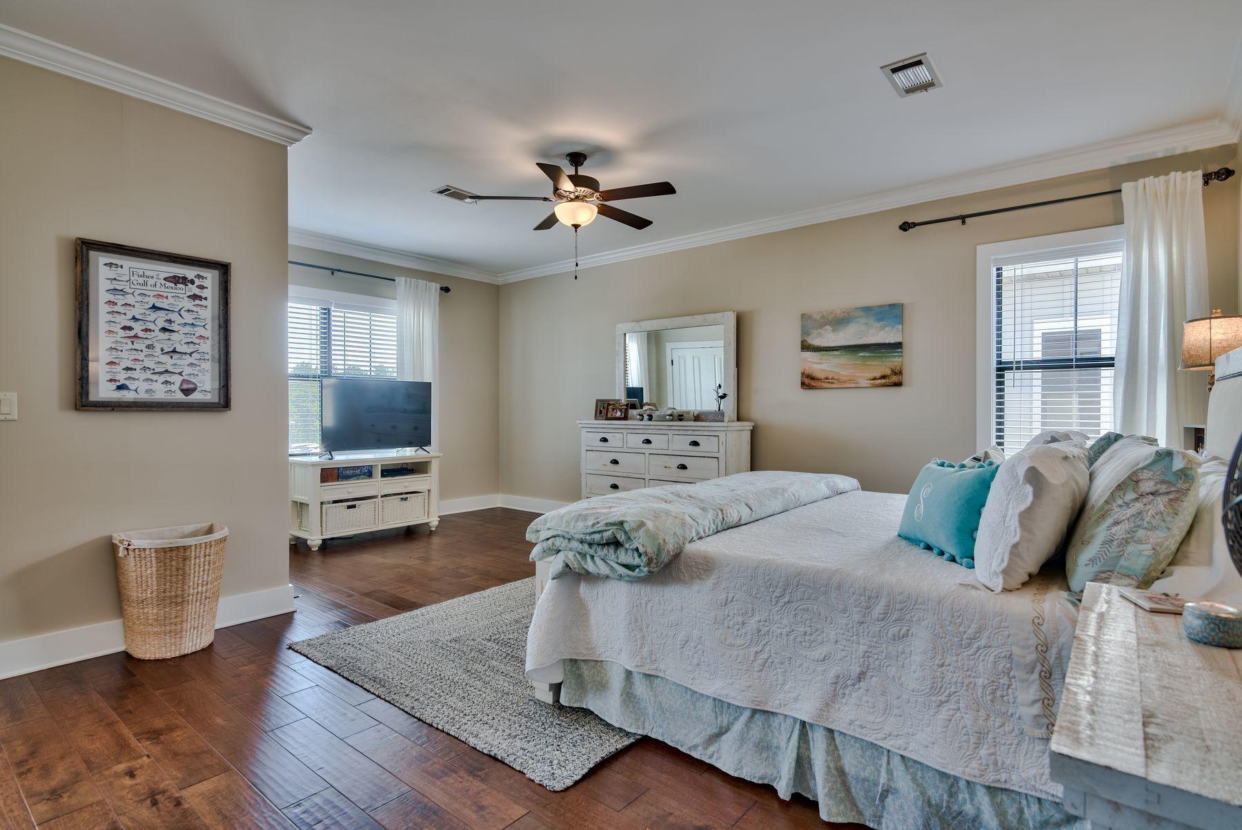 GULF REFLECTIONS - Residential