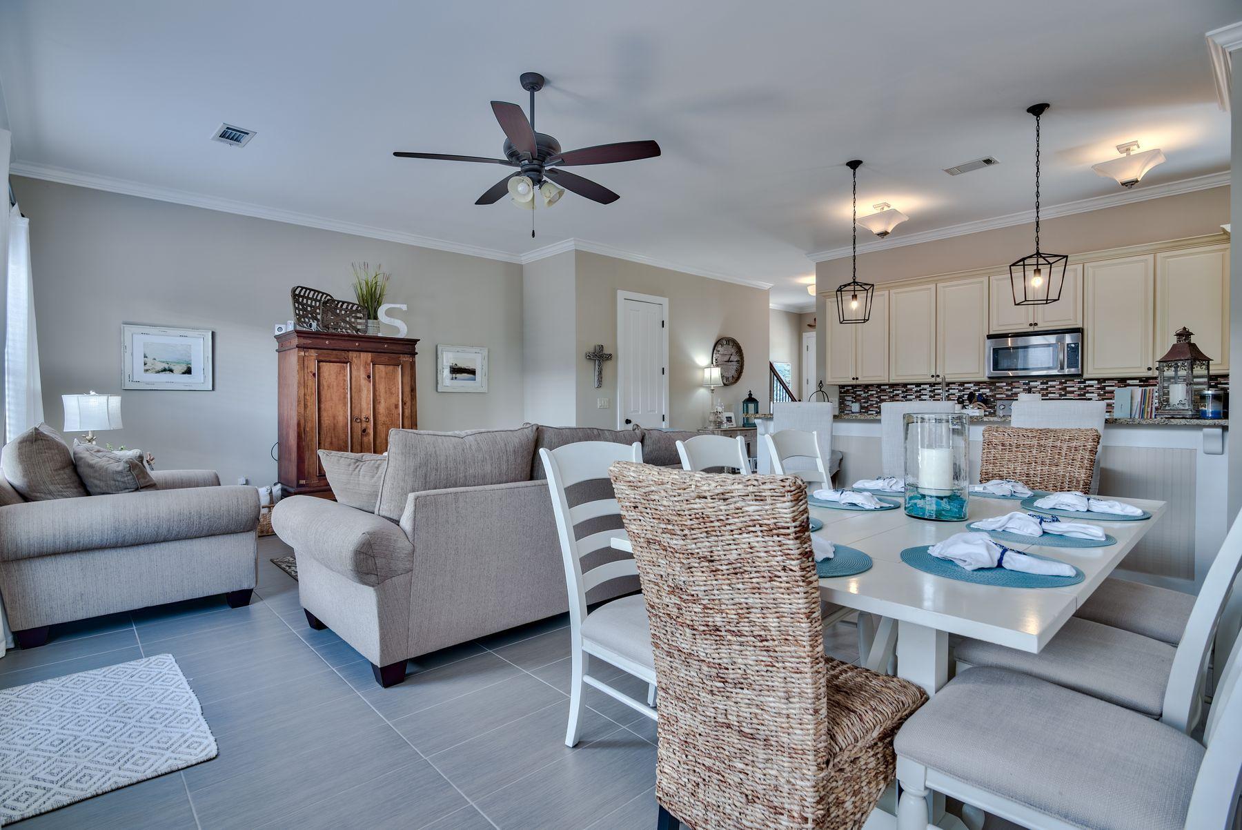 GULF REFLECTIONS - Residential