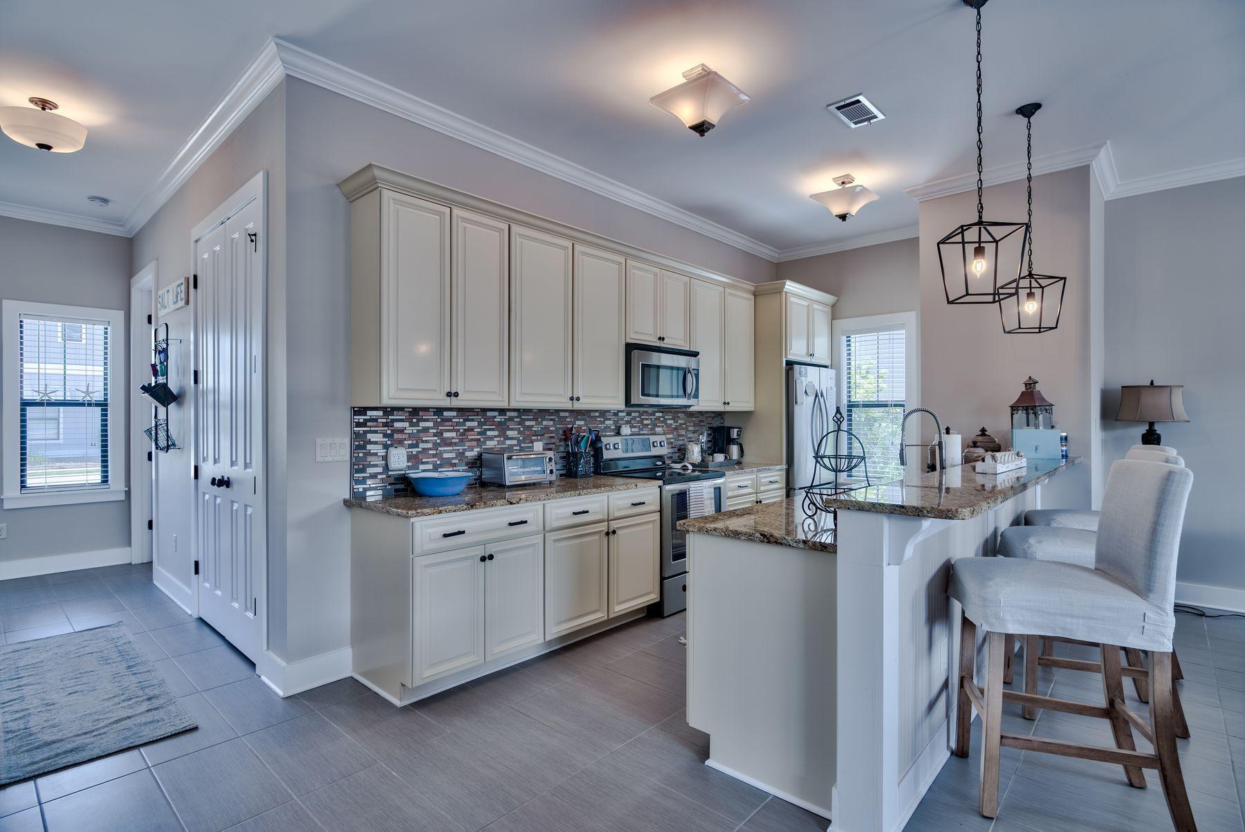 GULF REFLECTIONS - Residential