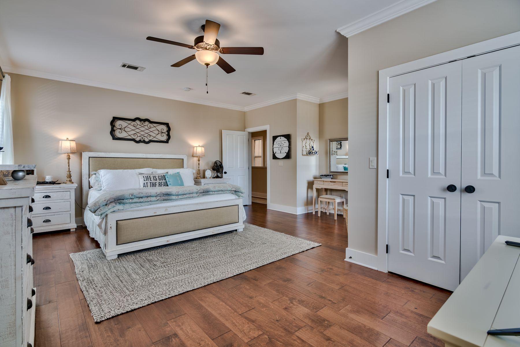 GULF REFLECTIONS - Residential