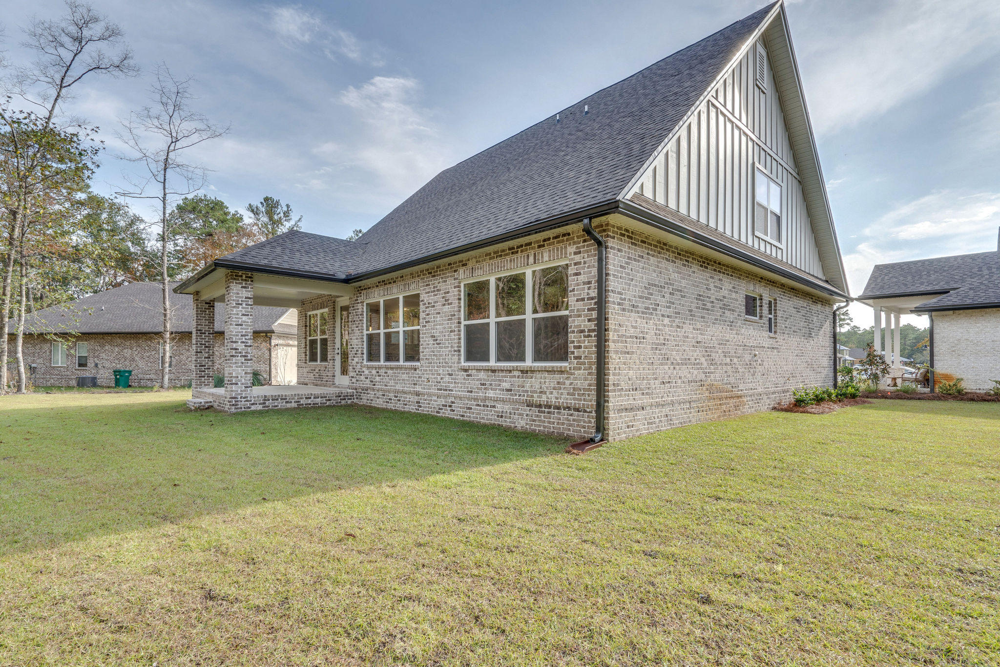 HERITAGE MANOR - Residential