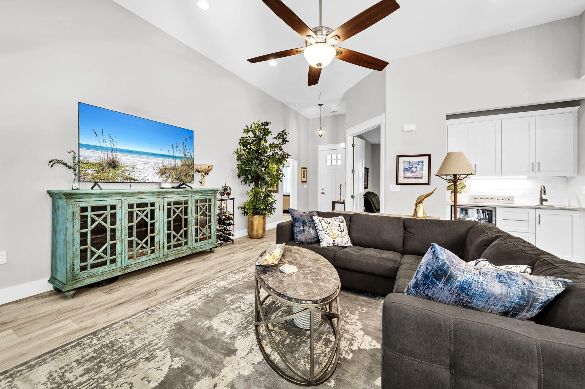 HAMMOCK BAY - Residential