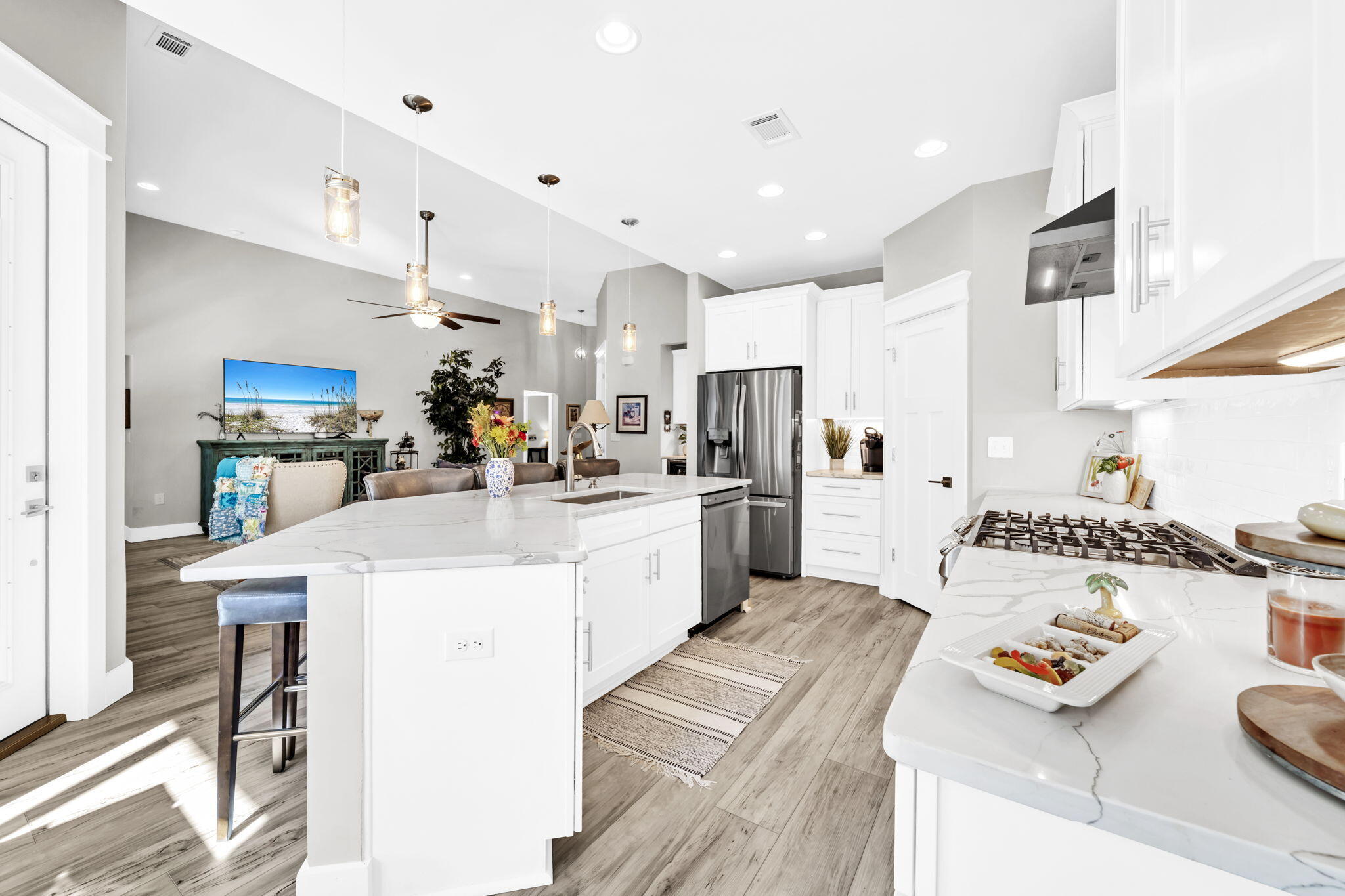 HAMMOCK BAY - Residential