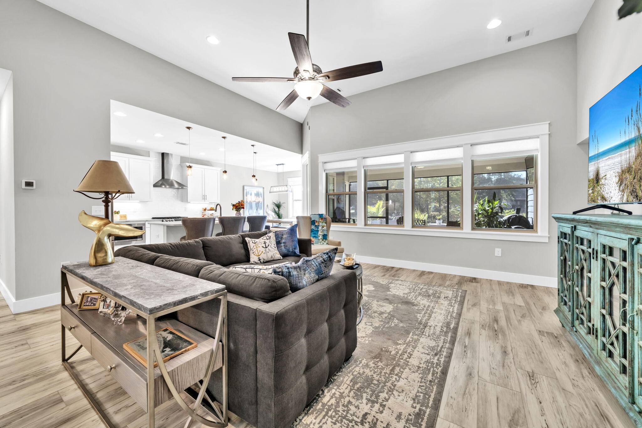 HAMMOCK BAY - Residential