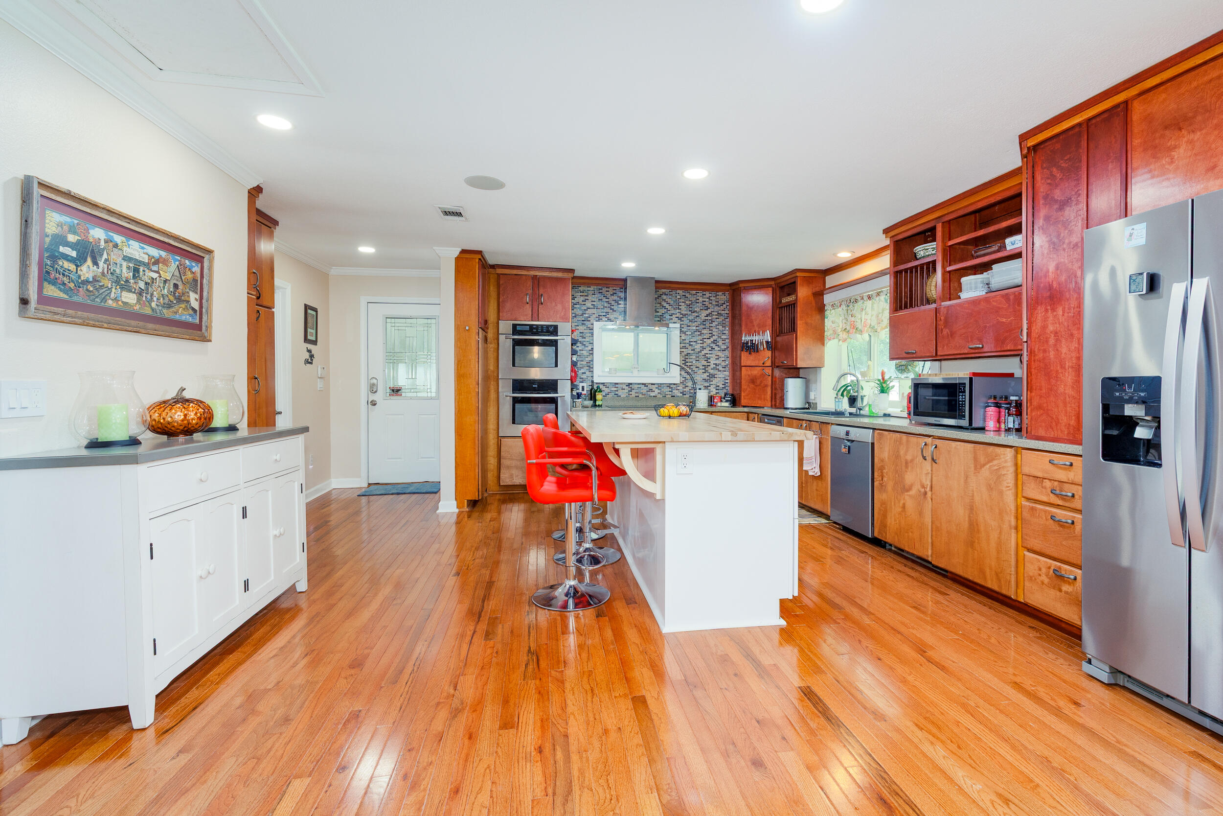 AVALON BEACH - Residential