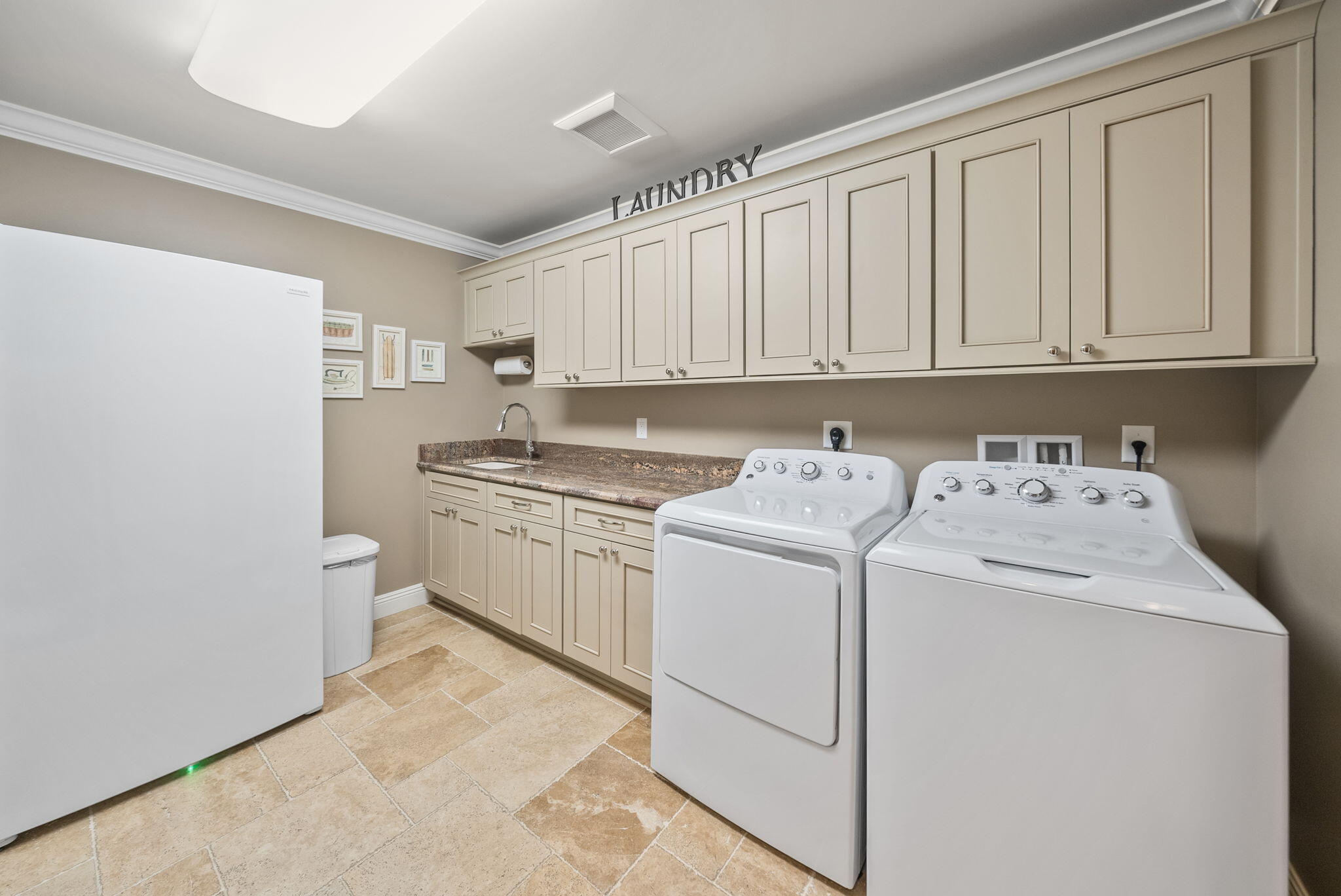 KINGS POINT 1ST ADDN - Residential