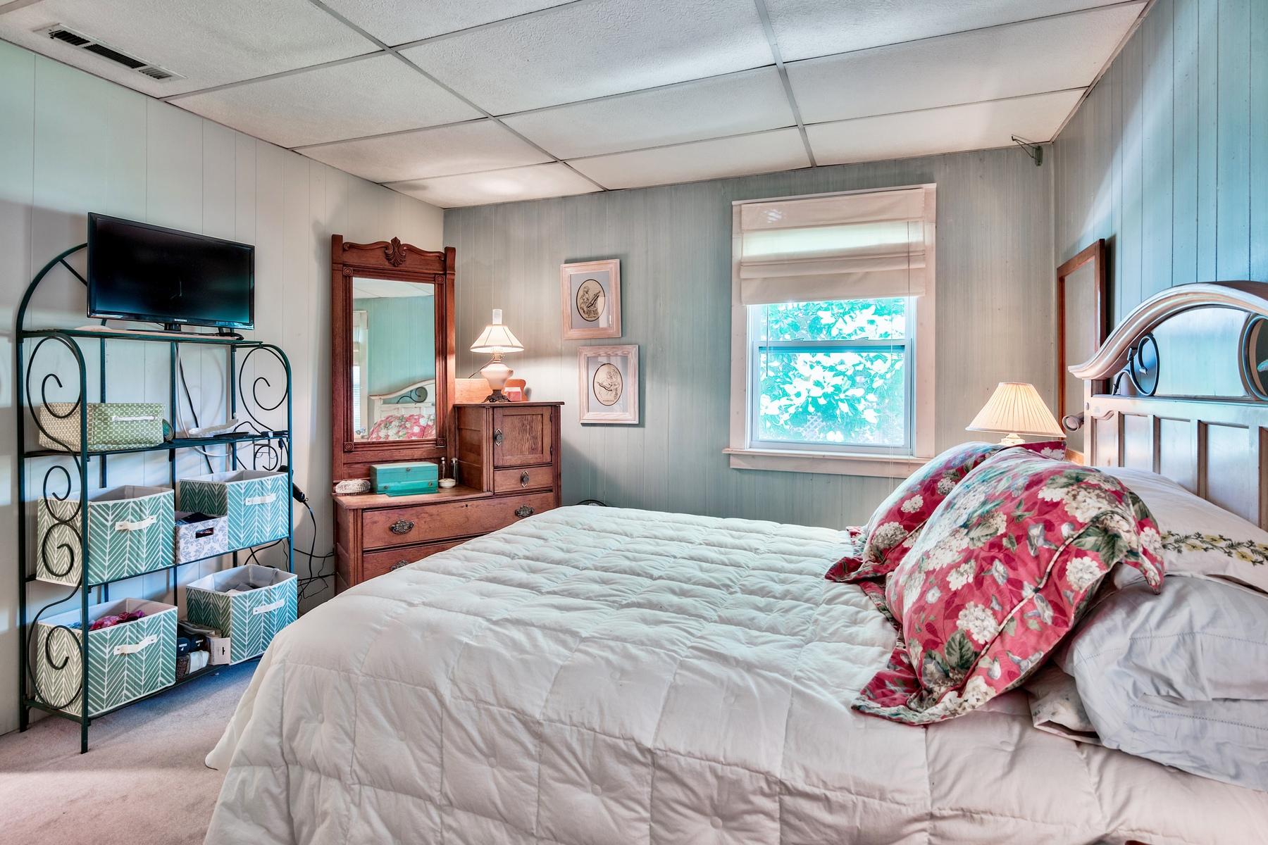 BEACH HIGHLAND 1ST ADD - Residential