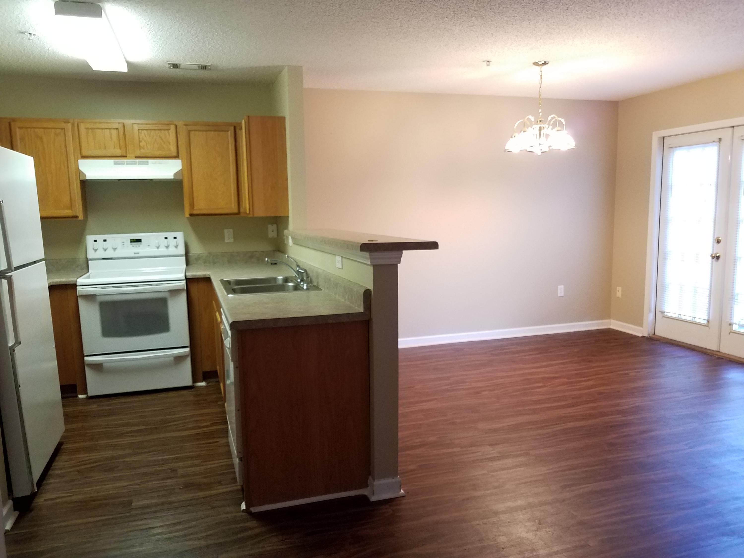 ROLLING PINES - Residential