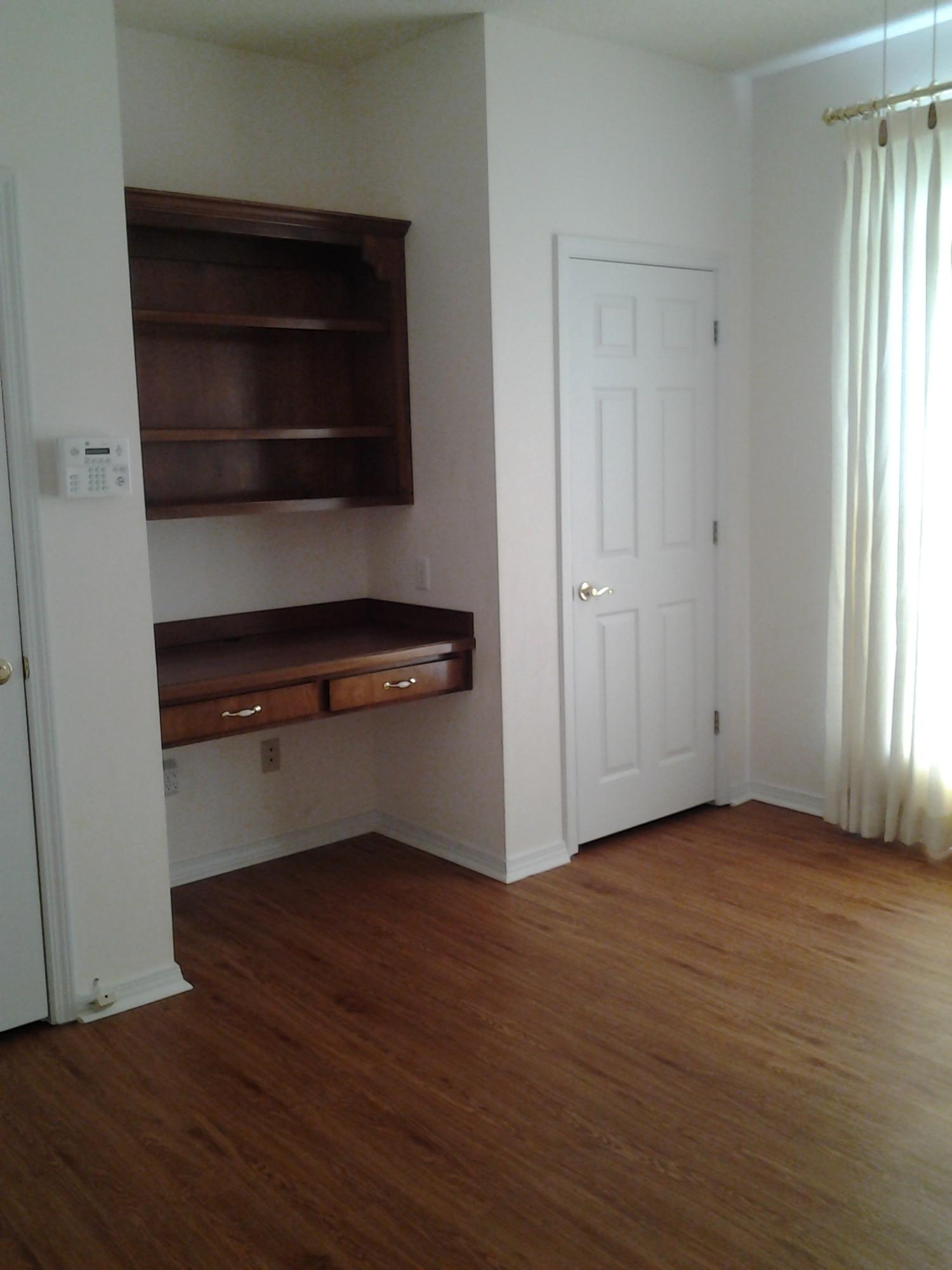 PARKWOOD COVE AT BLUEWATER BAY - Residential Lease