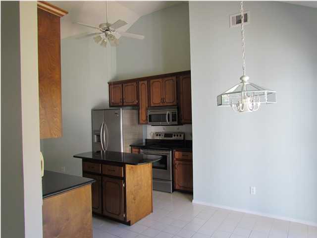 PARKWOOD COVE AT BLUEWATER BAY - Residential Lease