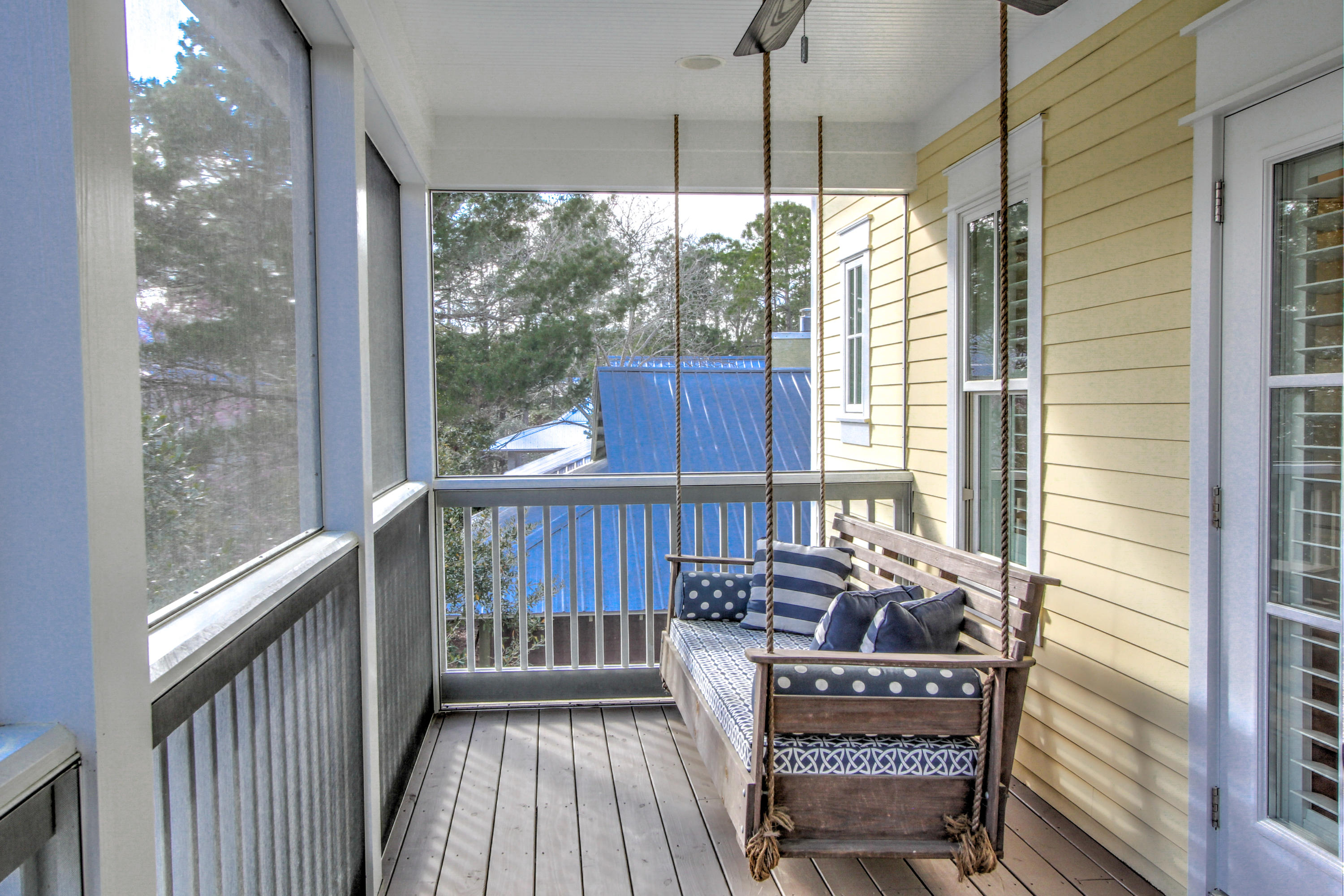 THE HAMMOCKS OF SEAGROVE - Residential