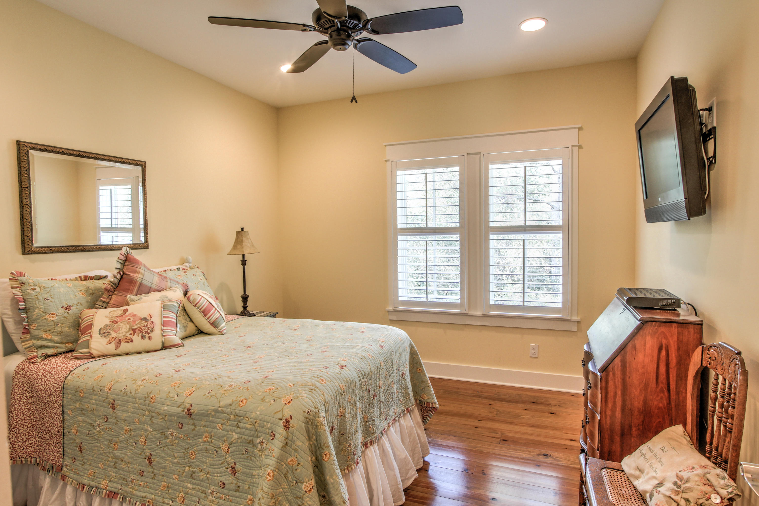 THE HAMMOCKS OF SEAGROVE - Residential