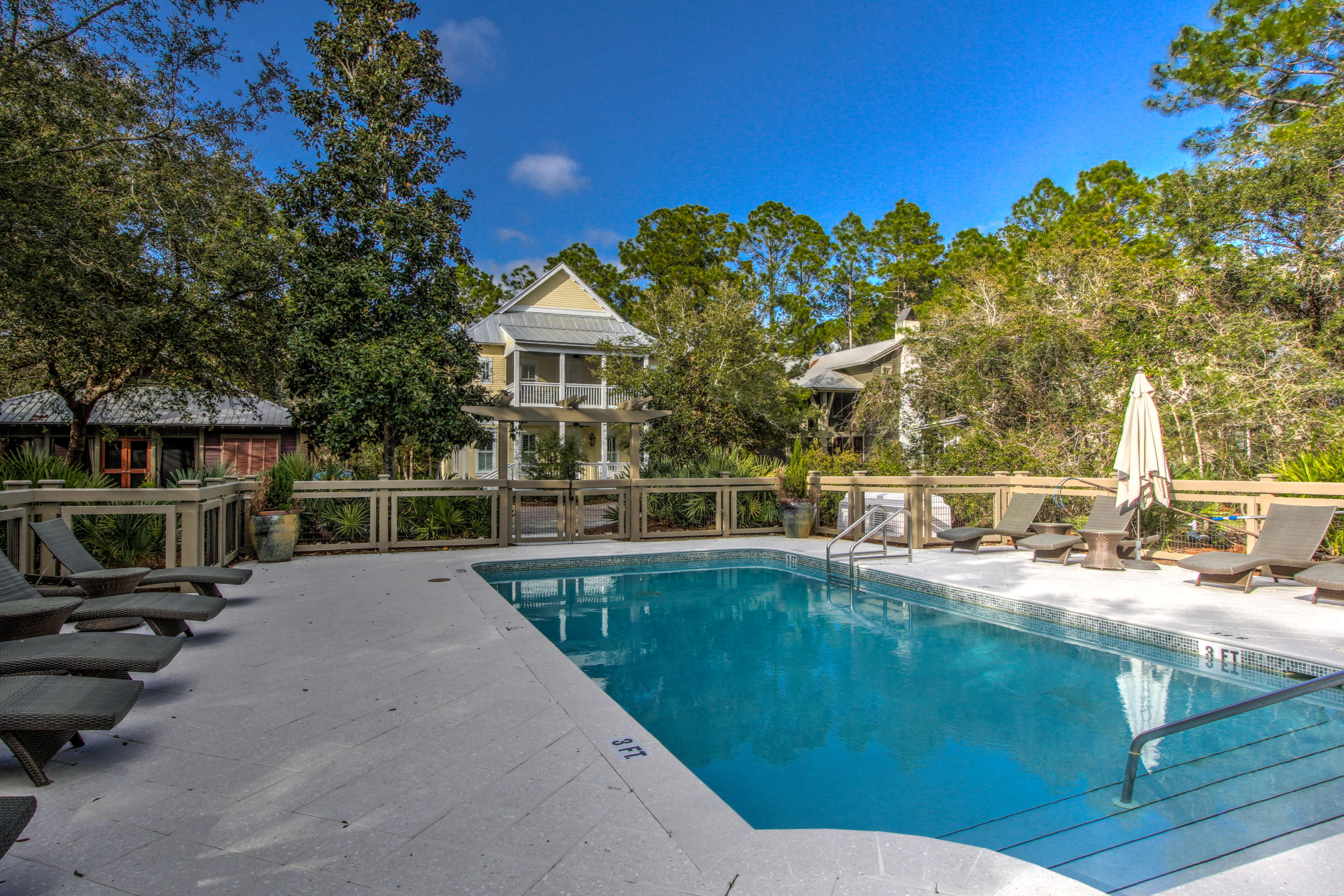 THE HAMMOCKS OF SEAGROVE - Residential