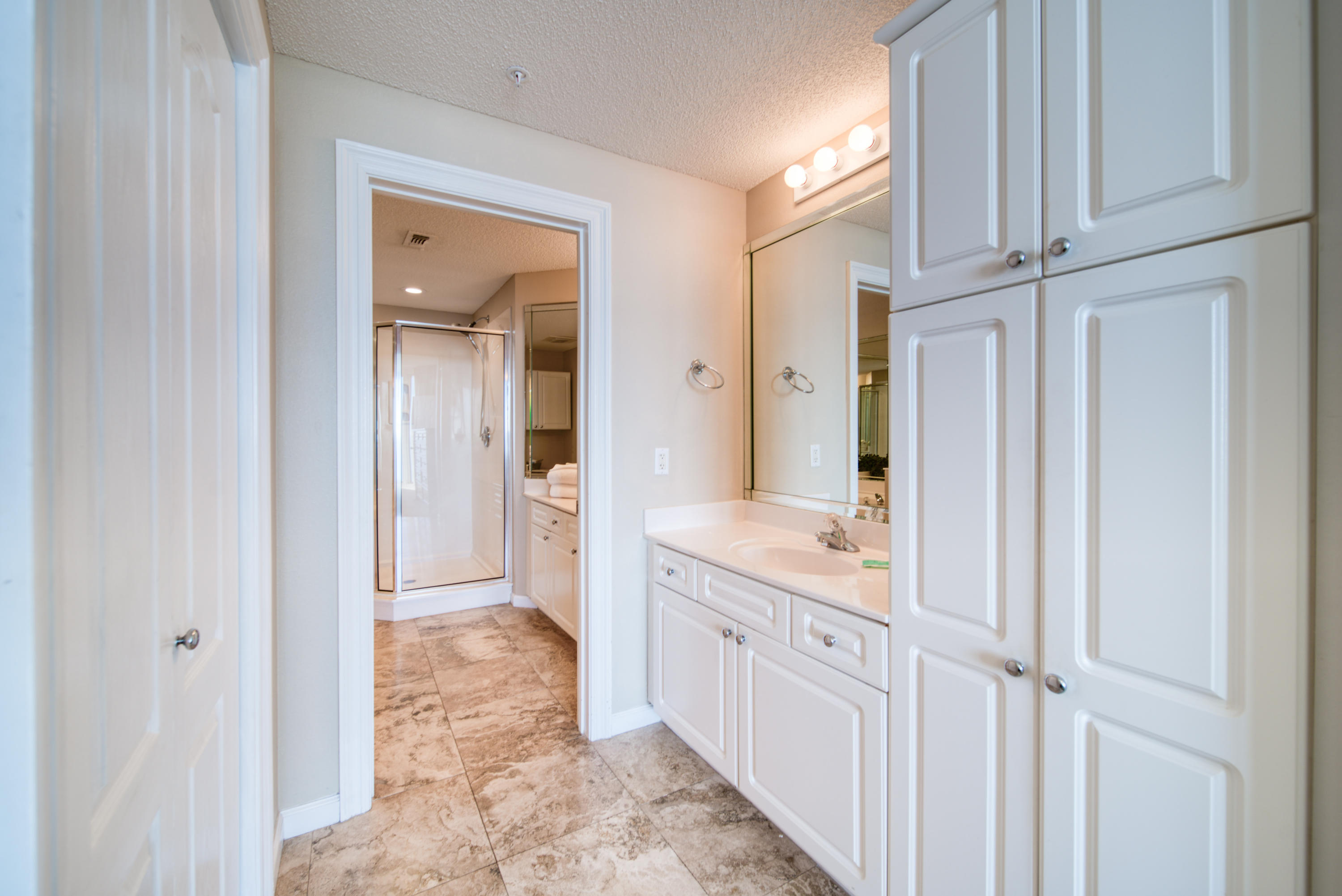 PEARL OF NAVARRE (THE) - Residential