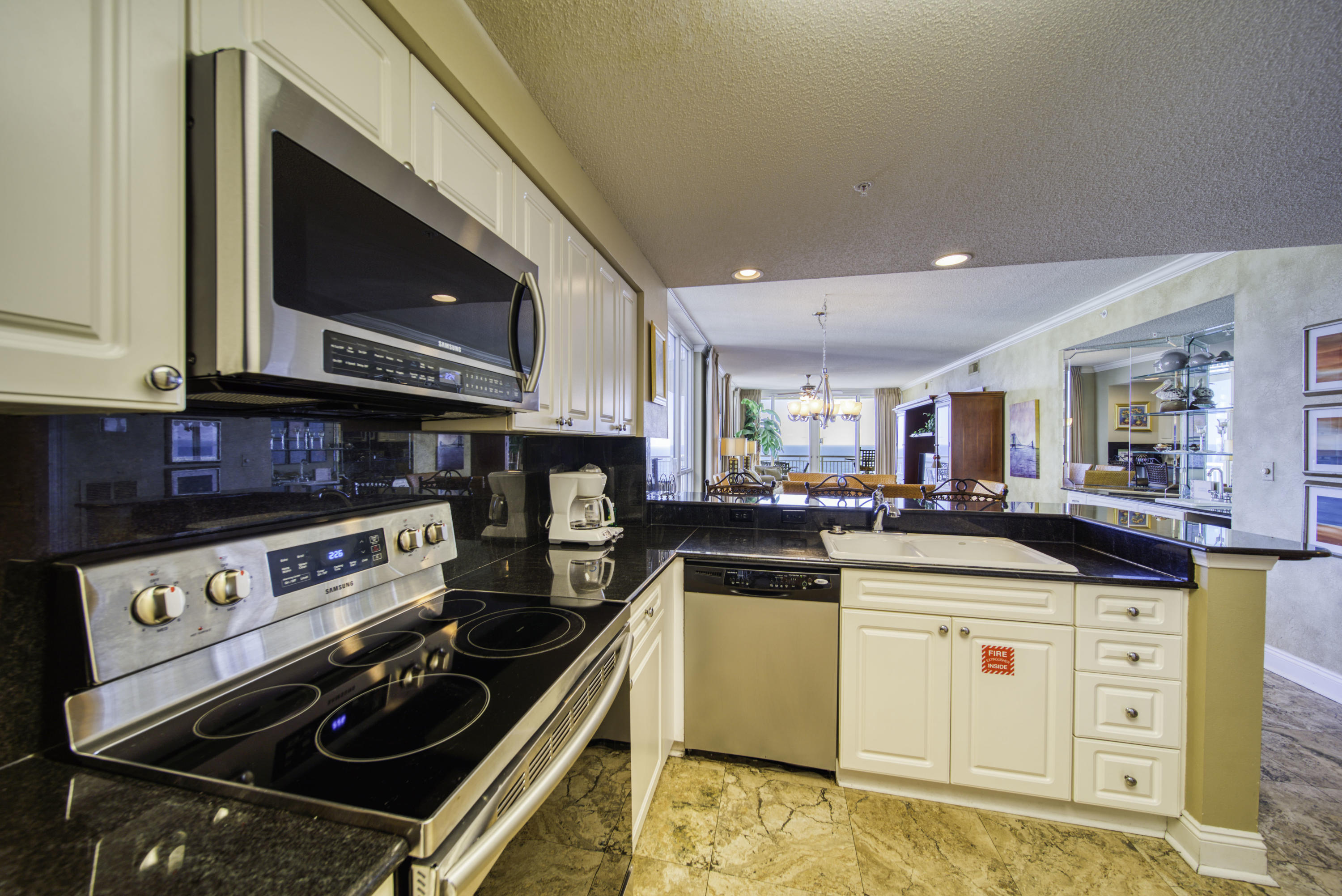 PEARL OF NAVARRE (THE) - Residential