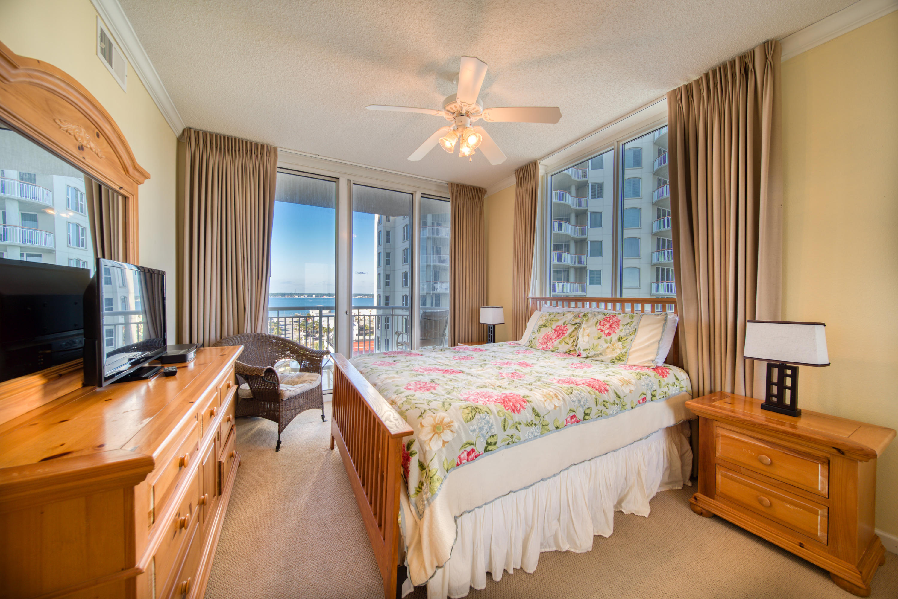 PEARL OF NAVARRE (THE) - Residential