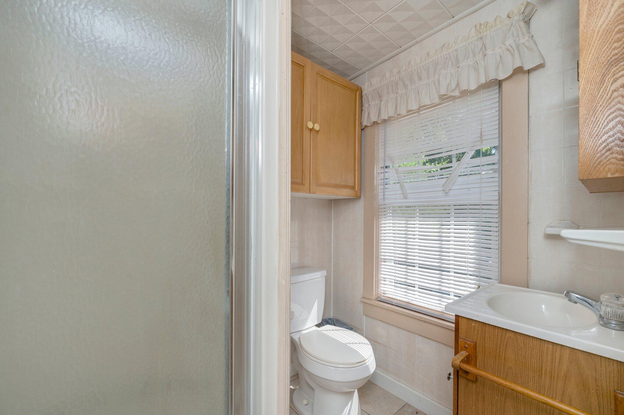 TOWN OF CRESTVIEW - Residential