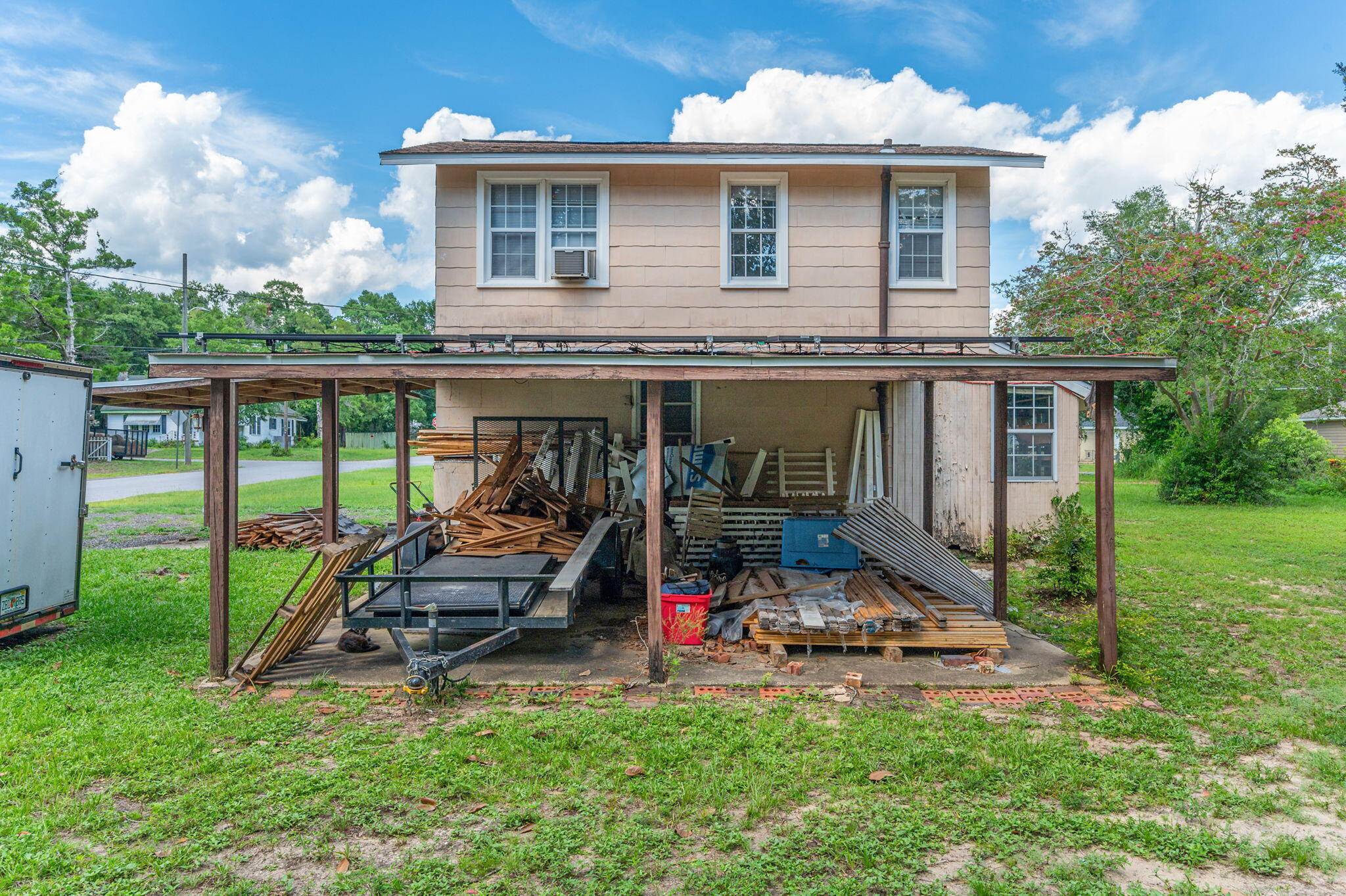 TOWN OF CRESTVIEW - Residential