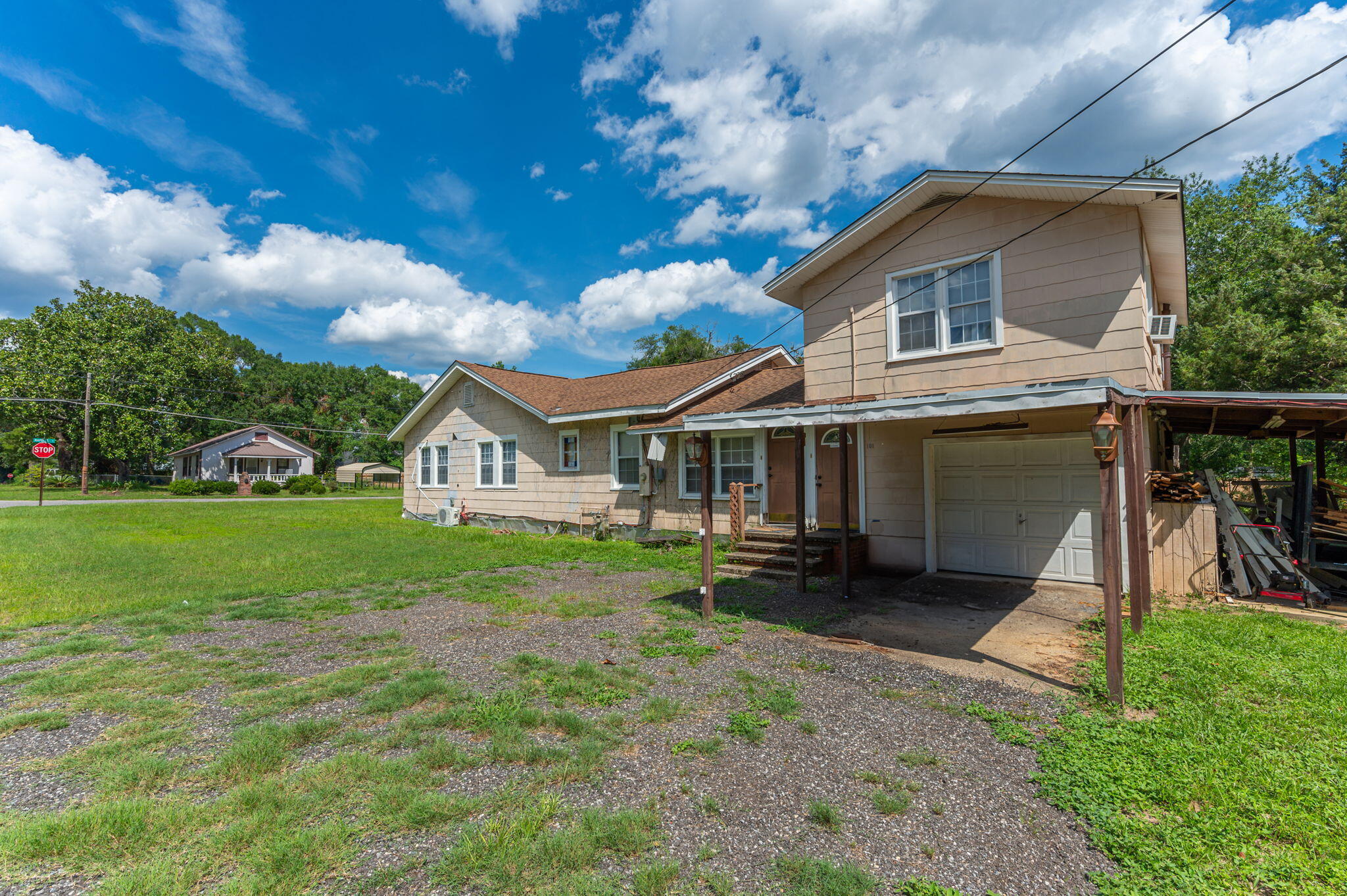 TOWN OF CRESTVIEW - Residential