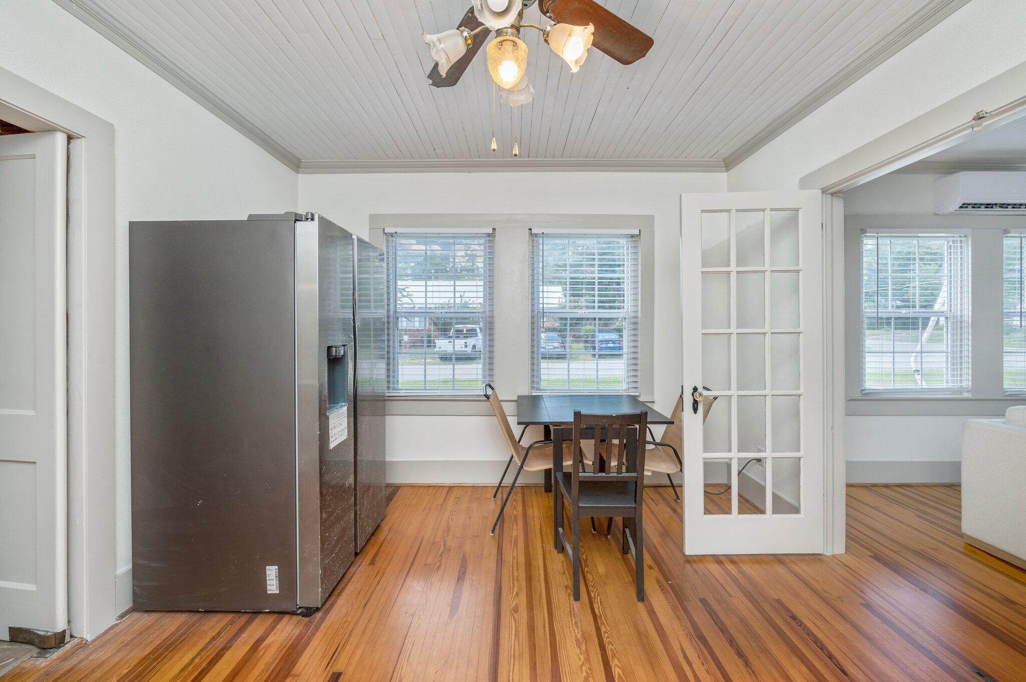 TOWN OF CRESTVIEW - Residential