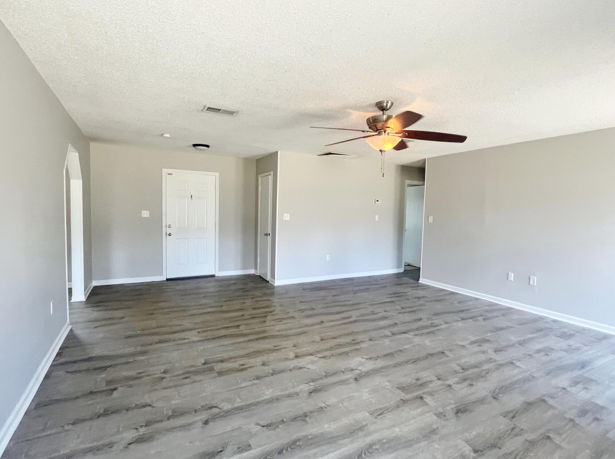 COUNTRYVIEW ESTATES 3RD ADDN - Residential