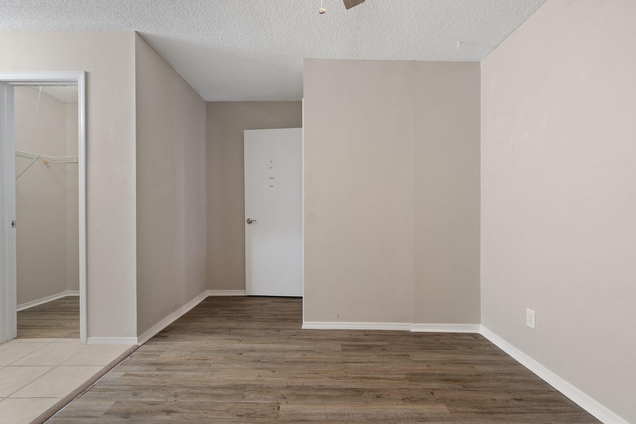 VILLAS ON THE SQUARE - Residential