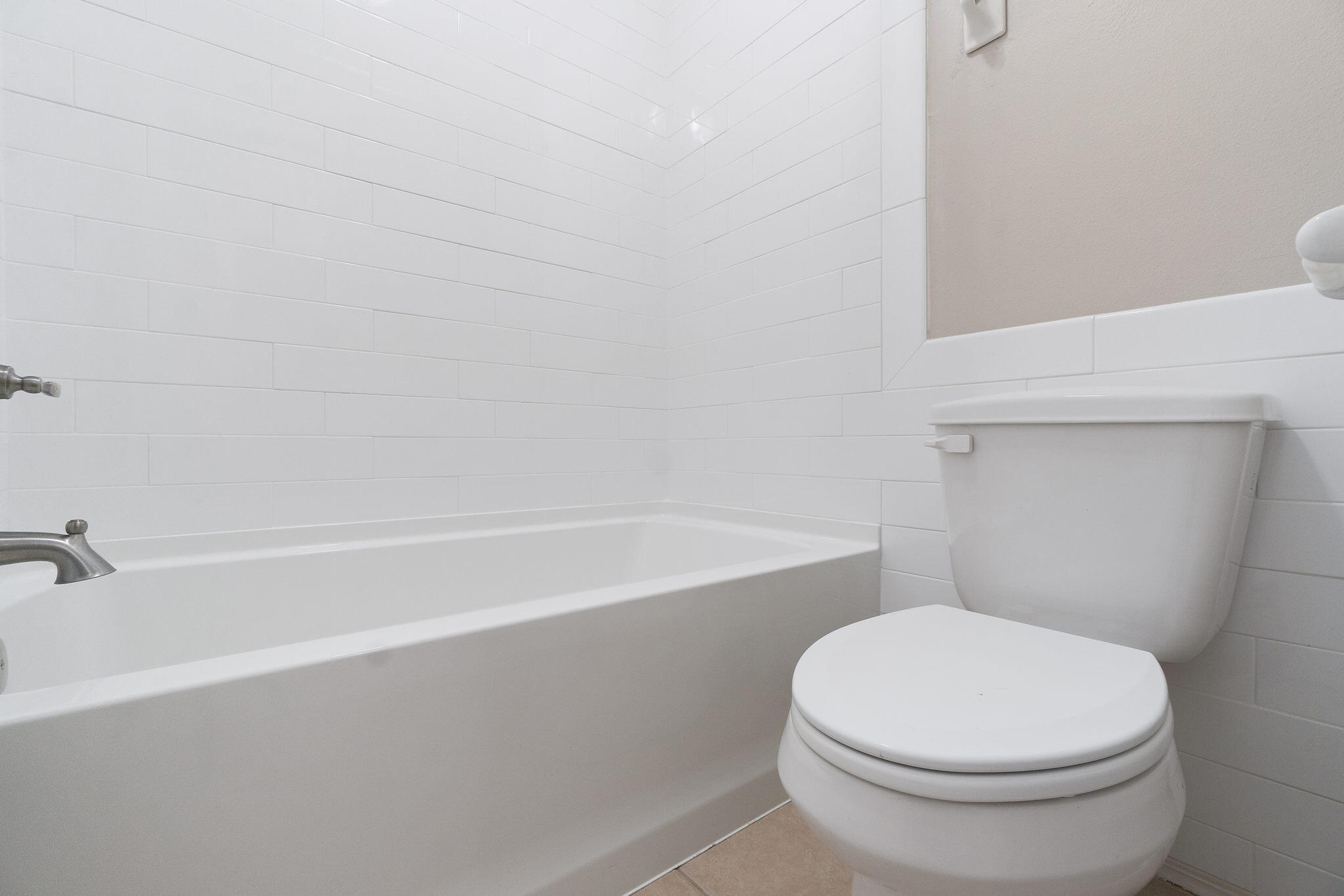 VILLAS ON THE SQUARE - Residential