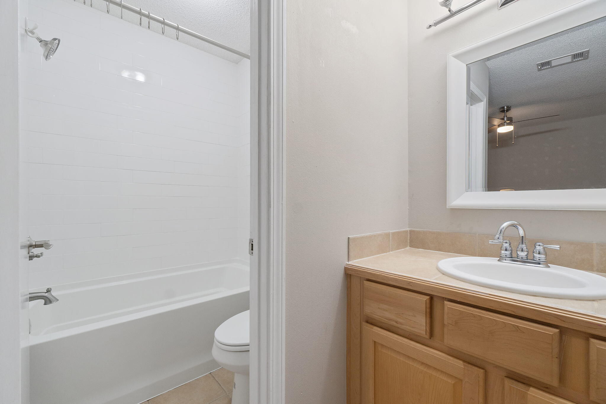 VILLAS ON THE SQUARE - Residential