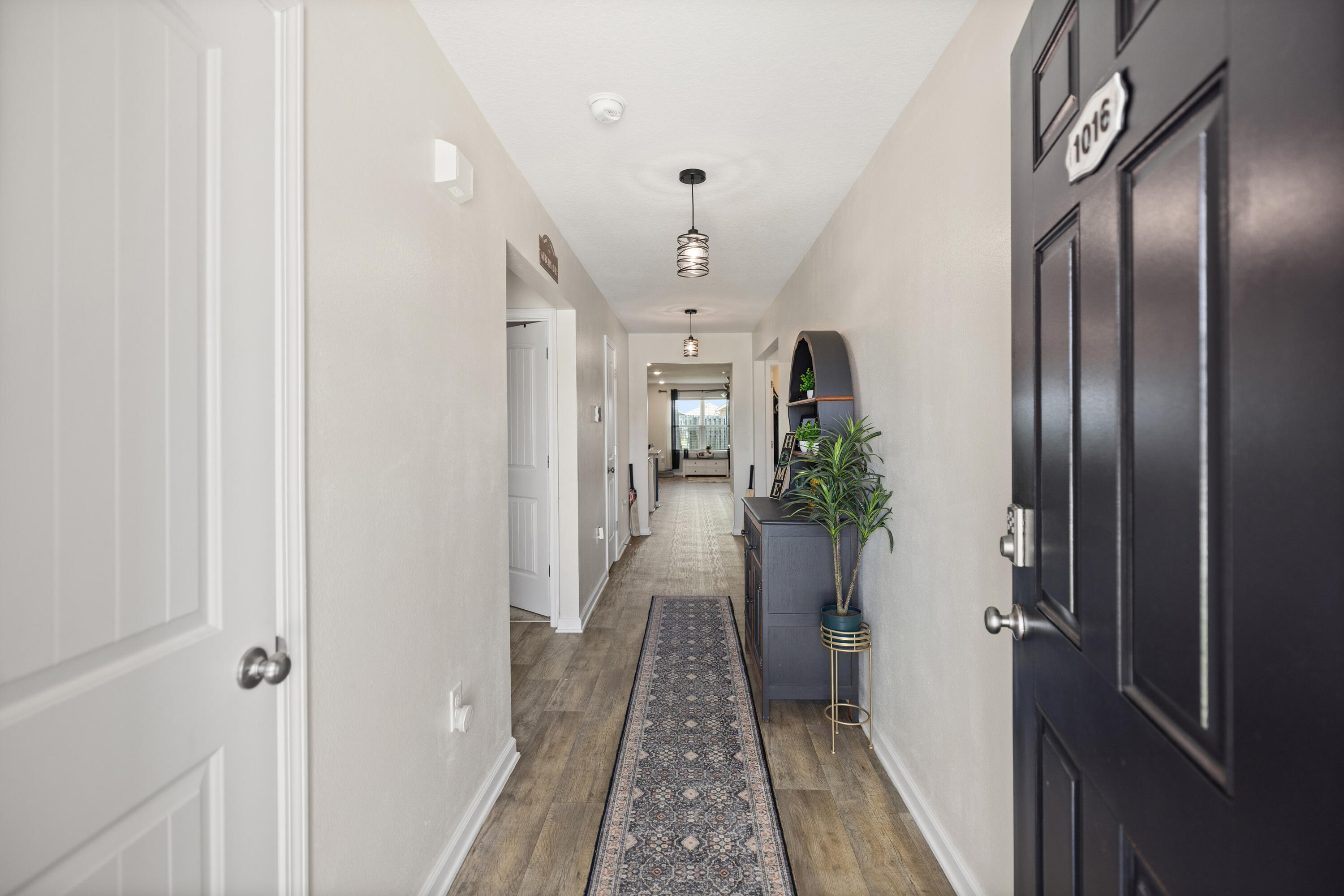 REDSTONE ESTATES - Residential Lease