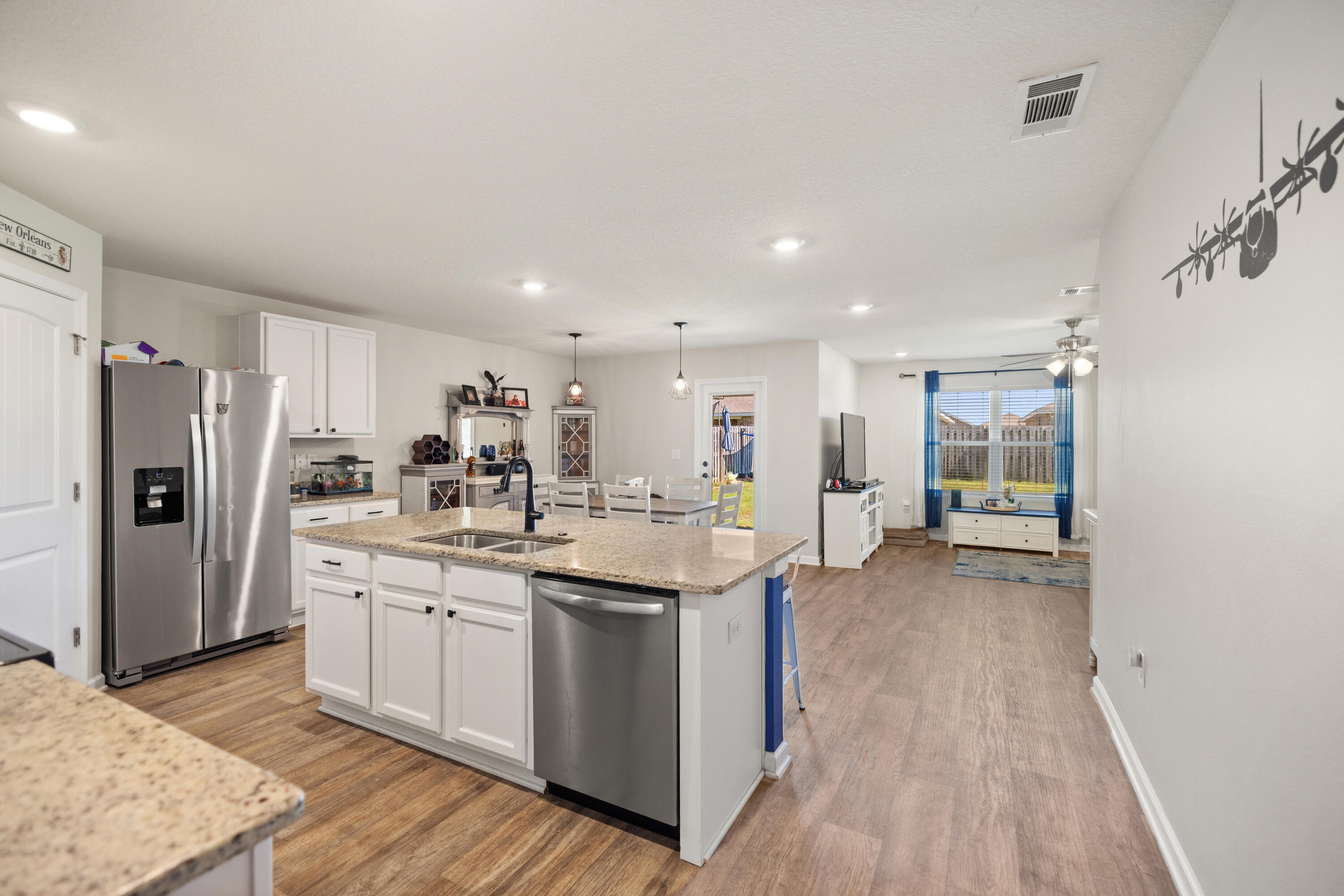 REDSTONE ESTATES - Residential Lease