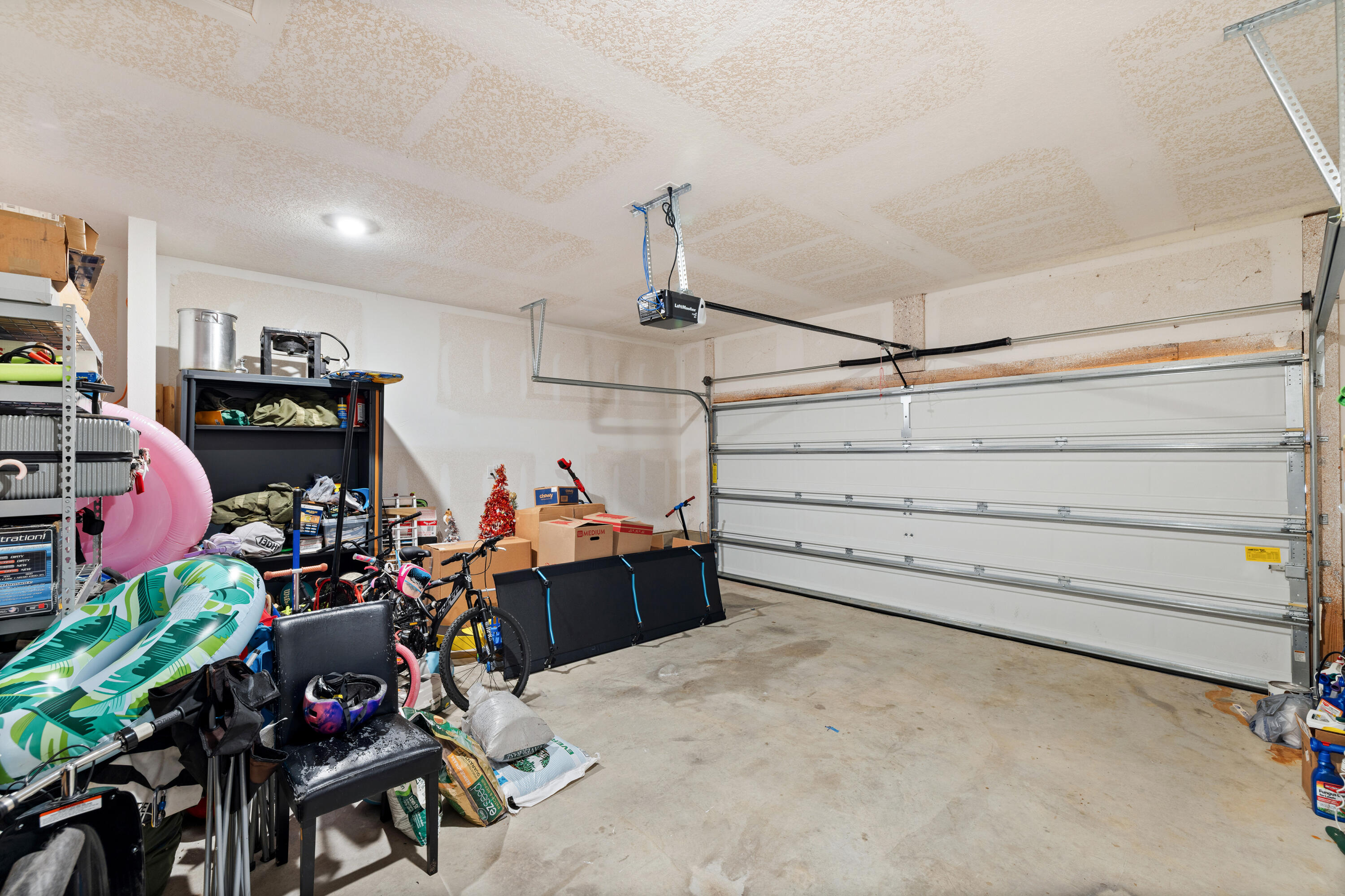 REDSTONE ESTATES - Residential Lease