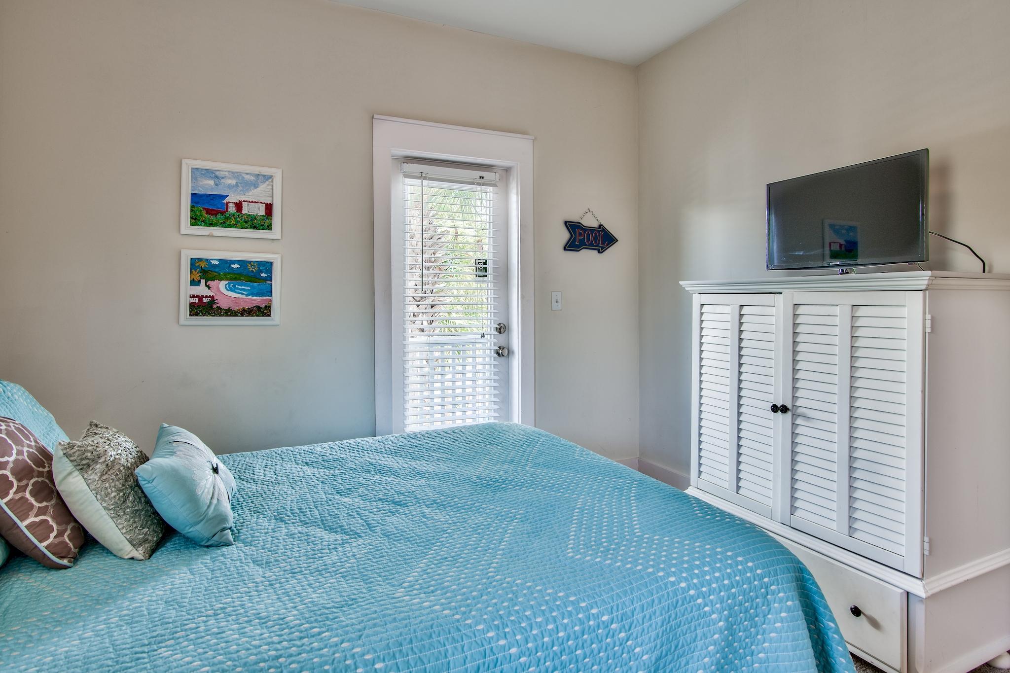 BUNGALOWS AT SEAGROVE BEACH - Residential