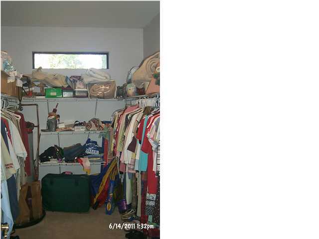 HOLLAND PLACE - Residential