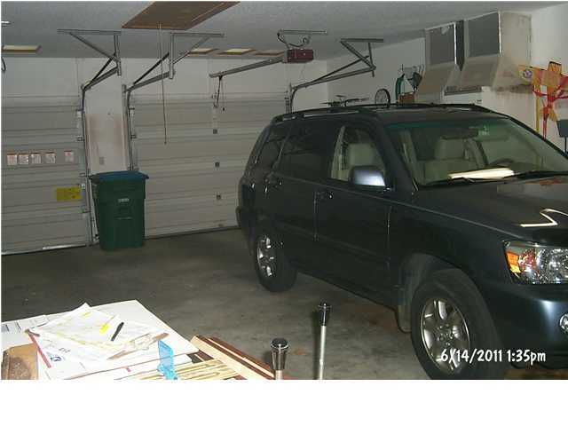 HOLLAND PLACE - Residential