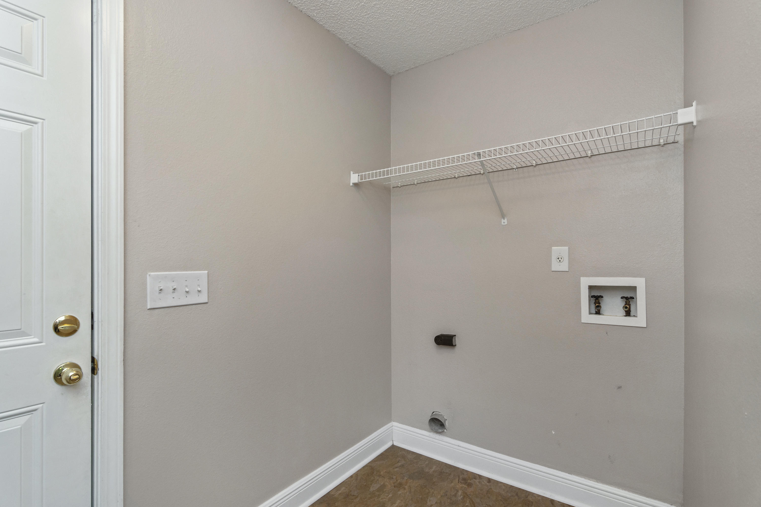 LEE FARMS PH I - Residential