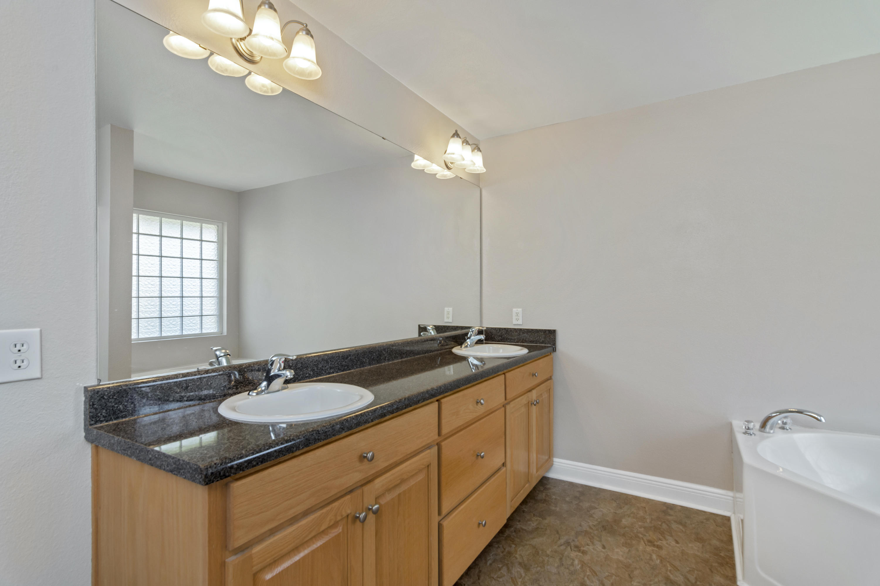 LEE FARMS PH I - Residential