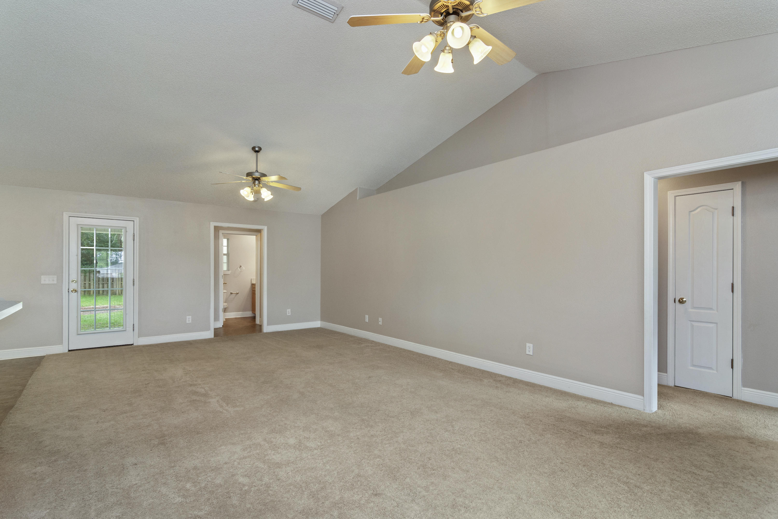 LEE FARMS PH I - Residential